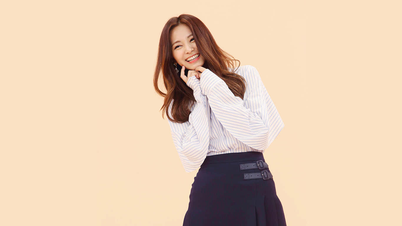 Asian, smiling, young woman, HD Desktop Wallpaper