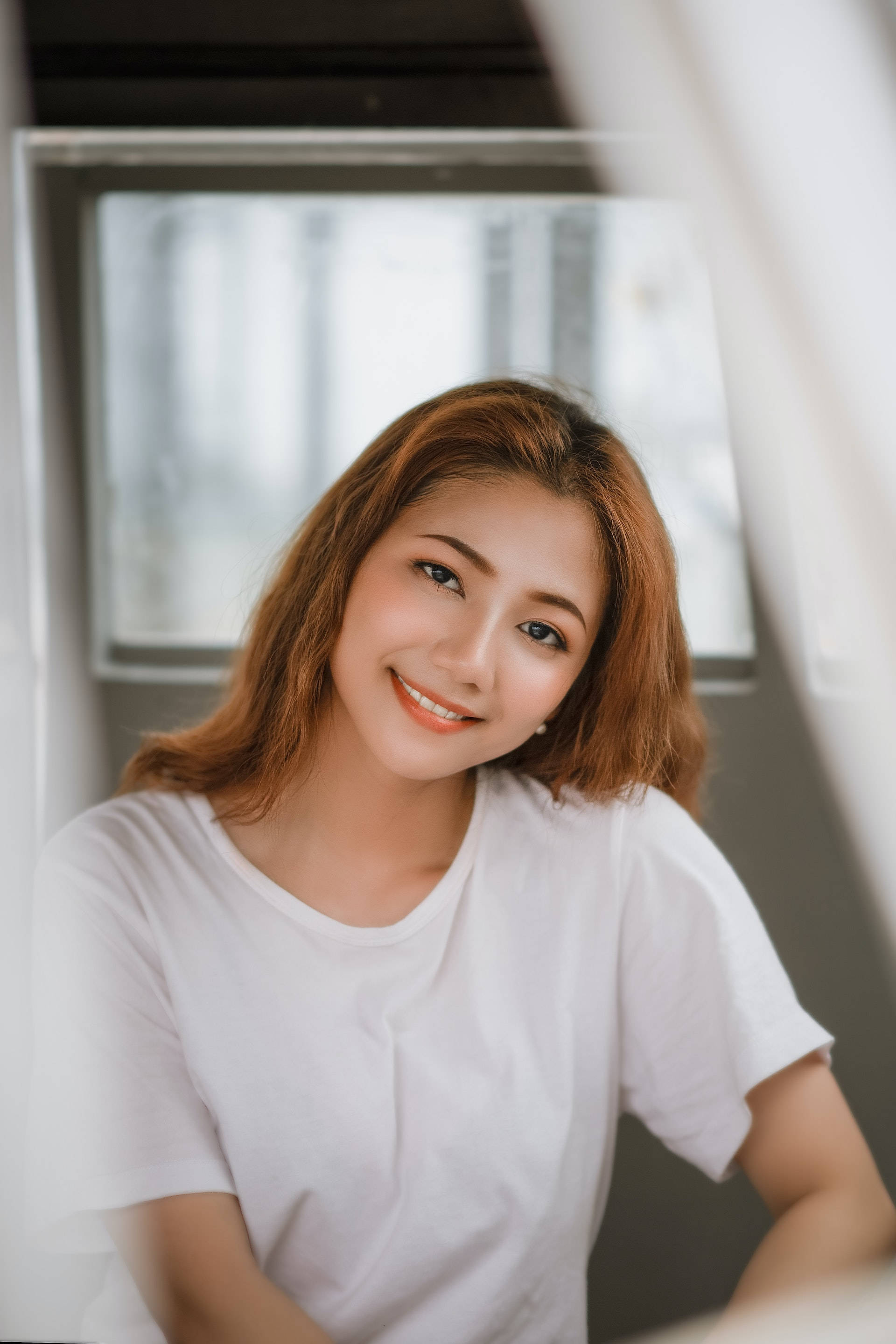 Asian woman, warm brown hair, white tshirt, 2K Phone Wallpaper