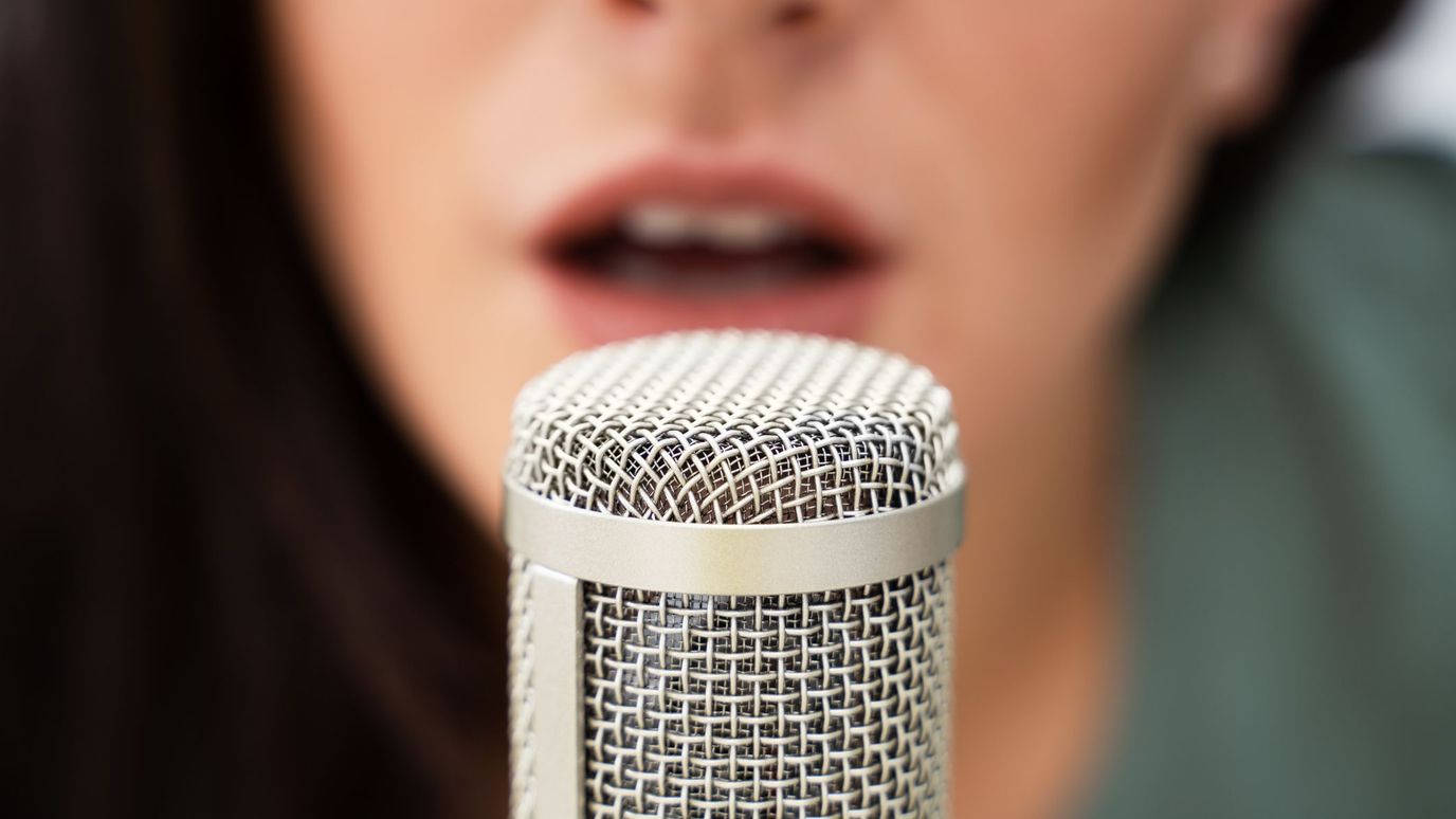 silver microphone, mesh grille, close-up, HD Desktop Wallpaper