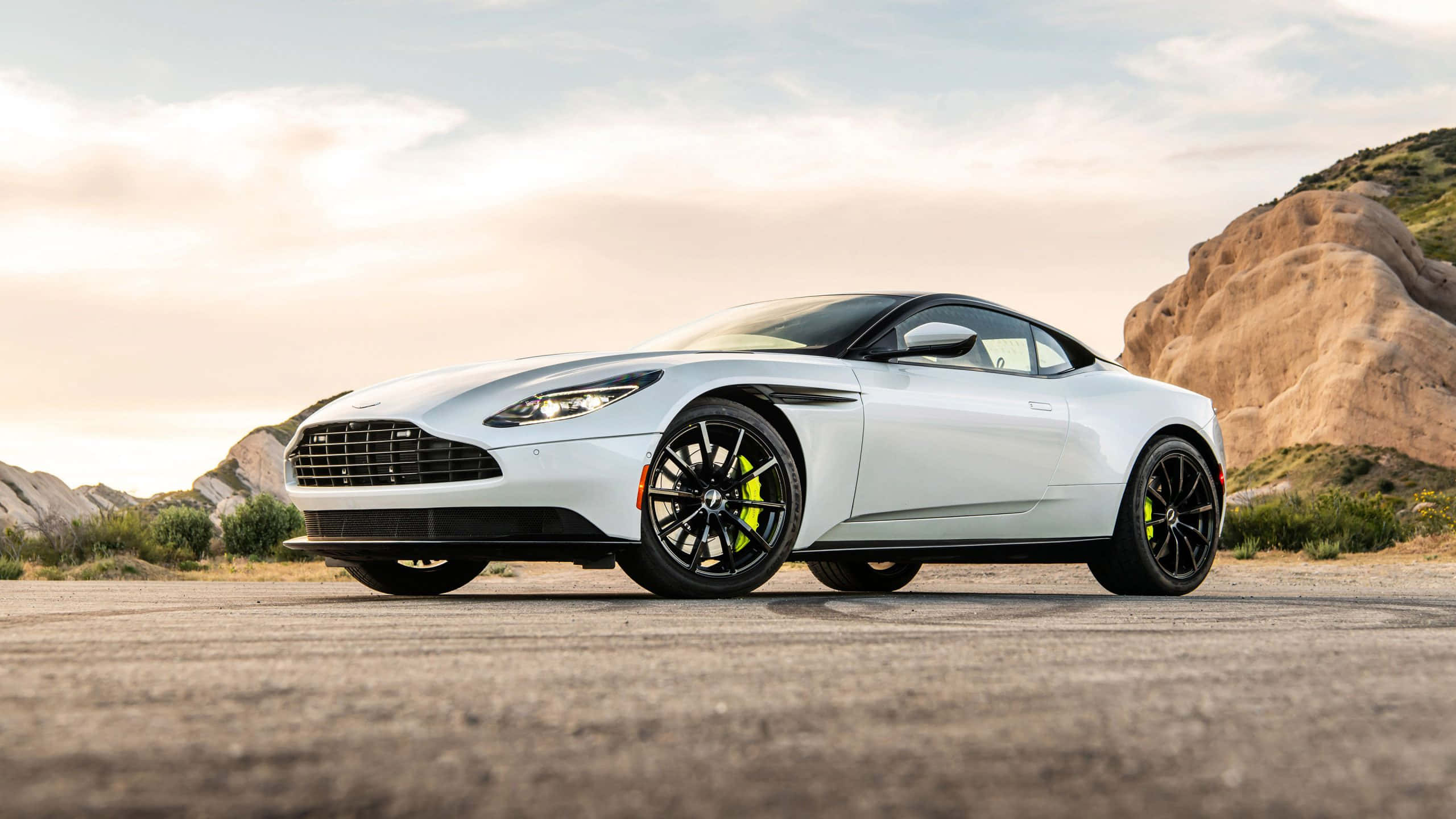 Aston Martin DB11, white, black wheels, 2K Desktop Wallpaper