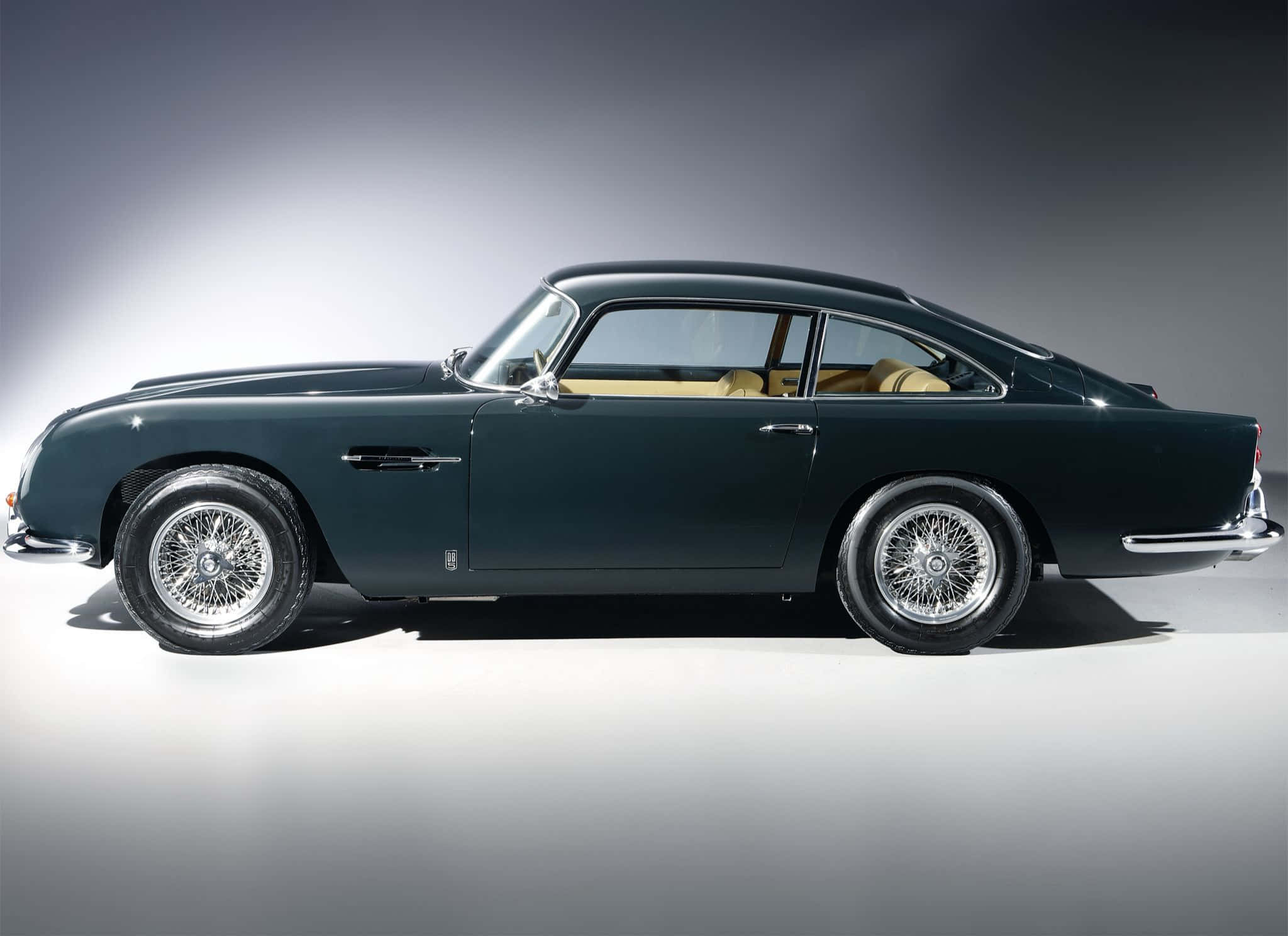 Aston Martin DB5, dark green, profile, Full HD Desktop Wallpaper