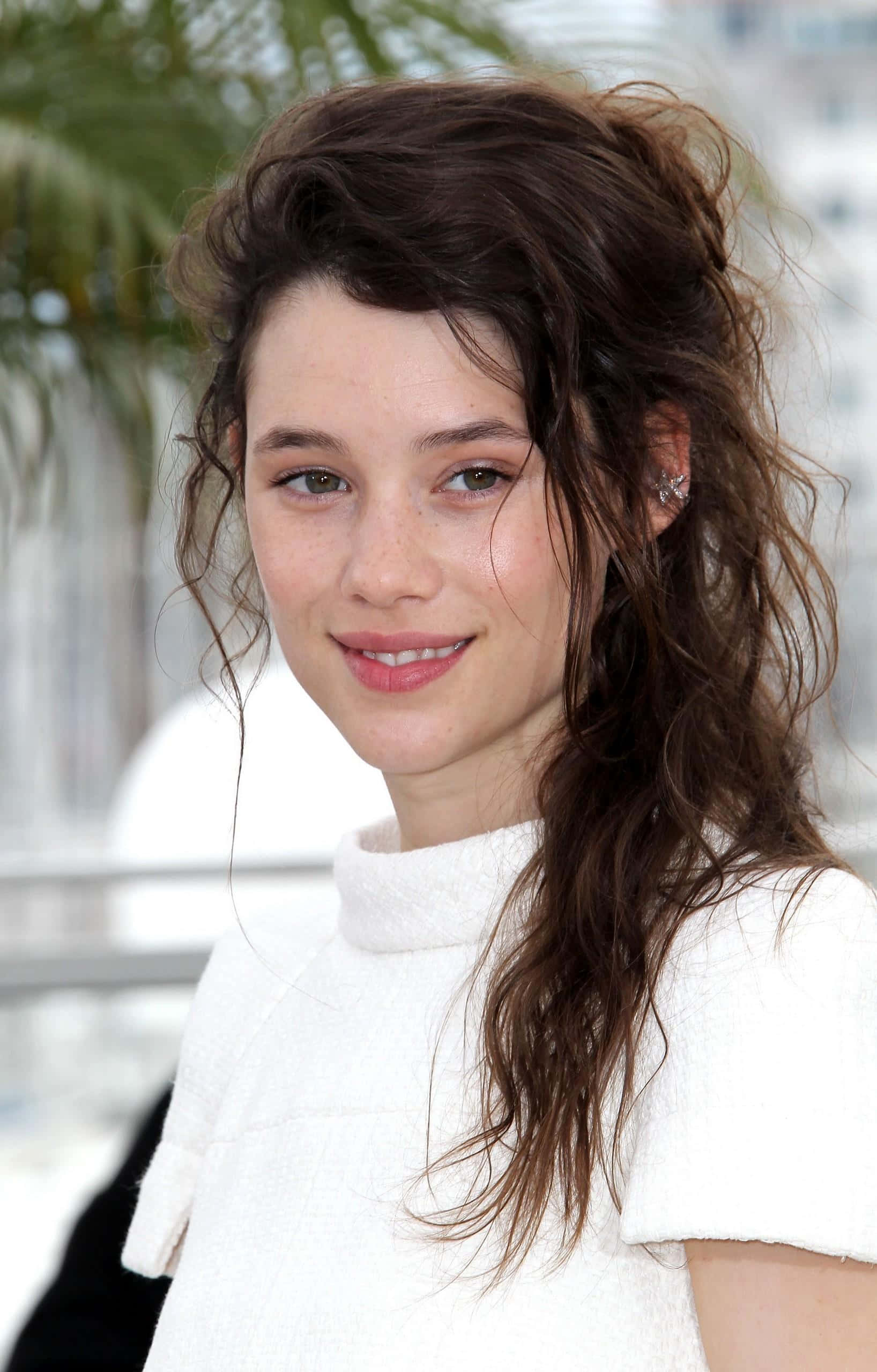 Astrid Berges-Frisbey, white textured top, tousled brown hair, 2K Phone Wallpaper