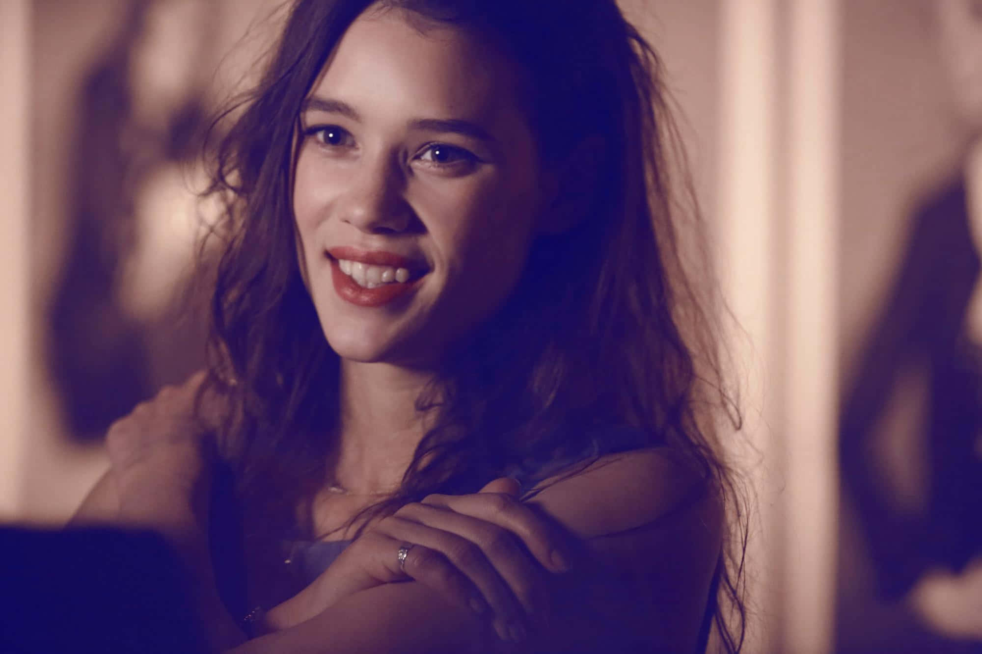 Astrid Berges-Frisbey, soft purple and gold lighting, dimly lit room, Full HD Desktop Wallpaper