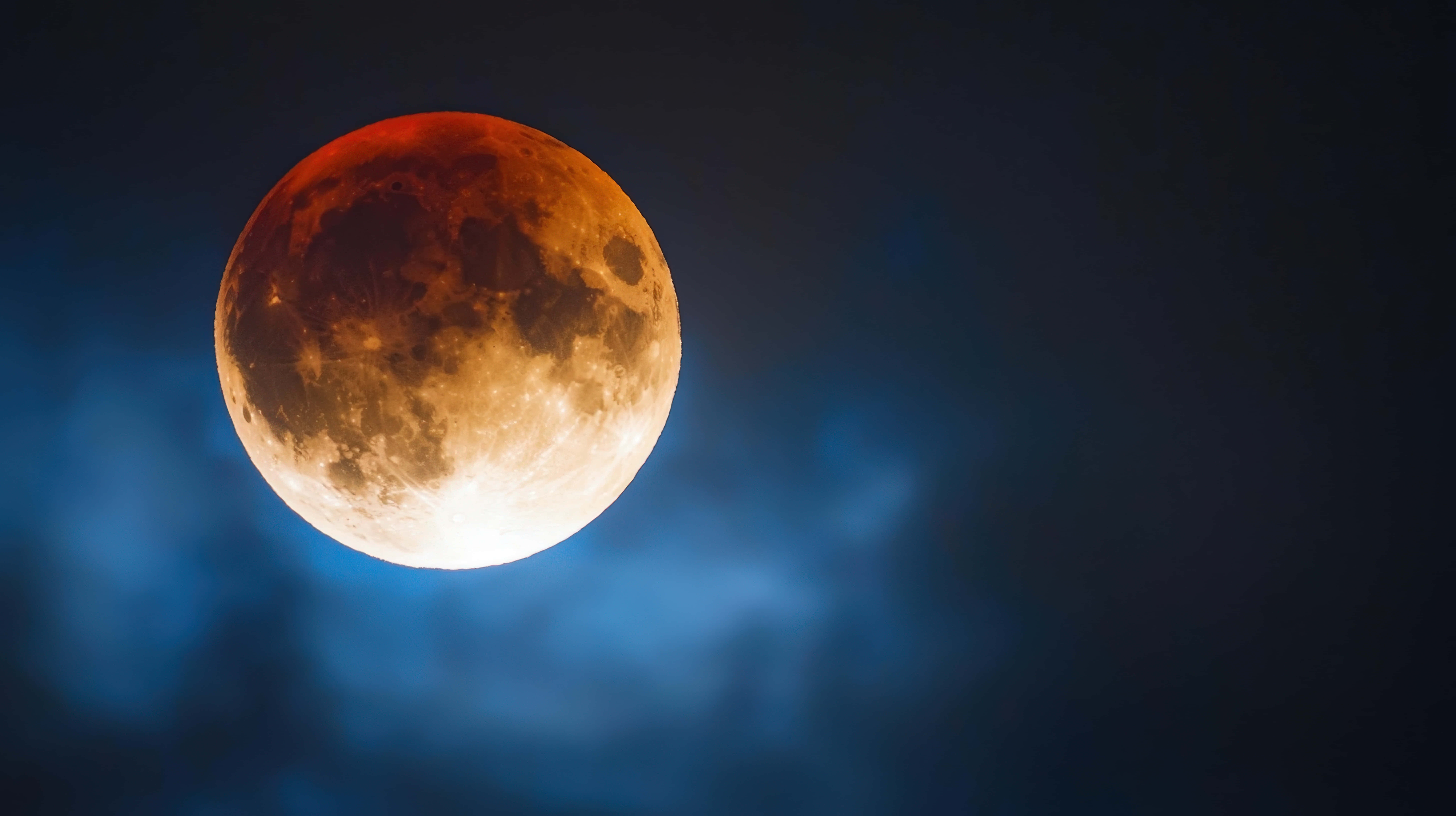 blood moon, lunar eclipse, night sky, 8K Desktop Wallpaper