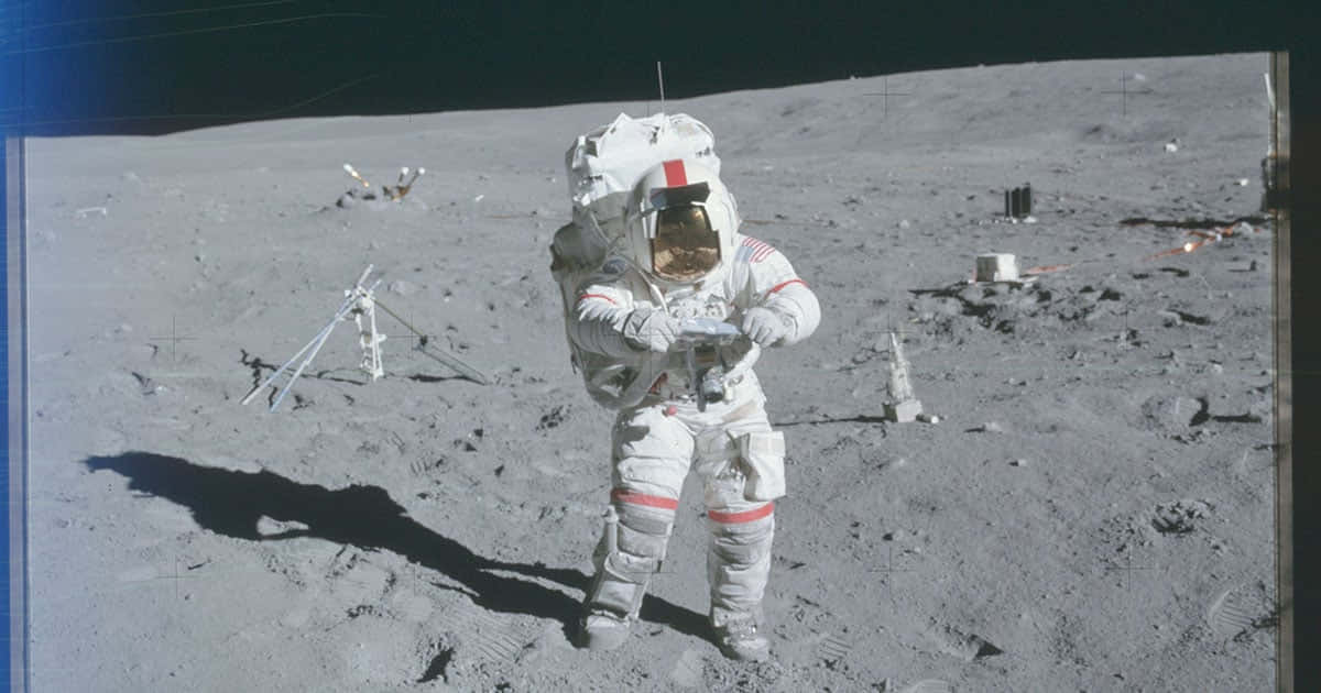 astronaut, white spacesuit, moon's gray surface, SD Desktop Wallpaper