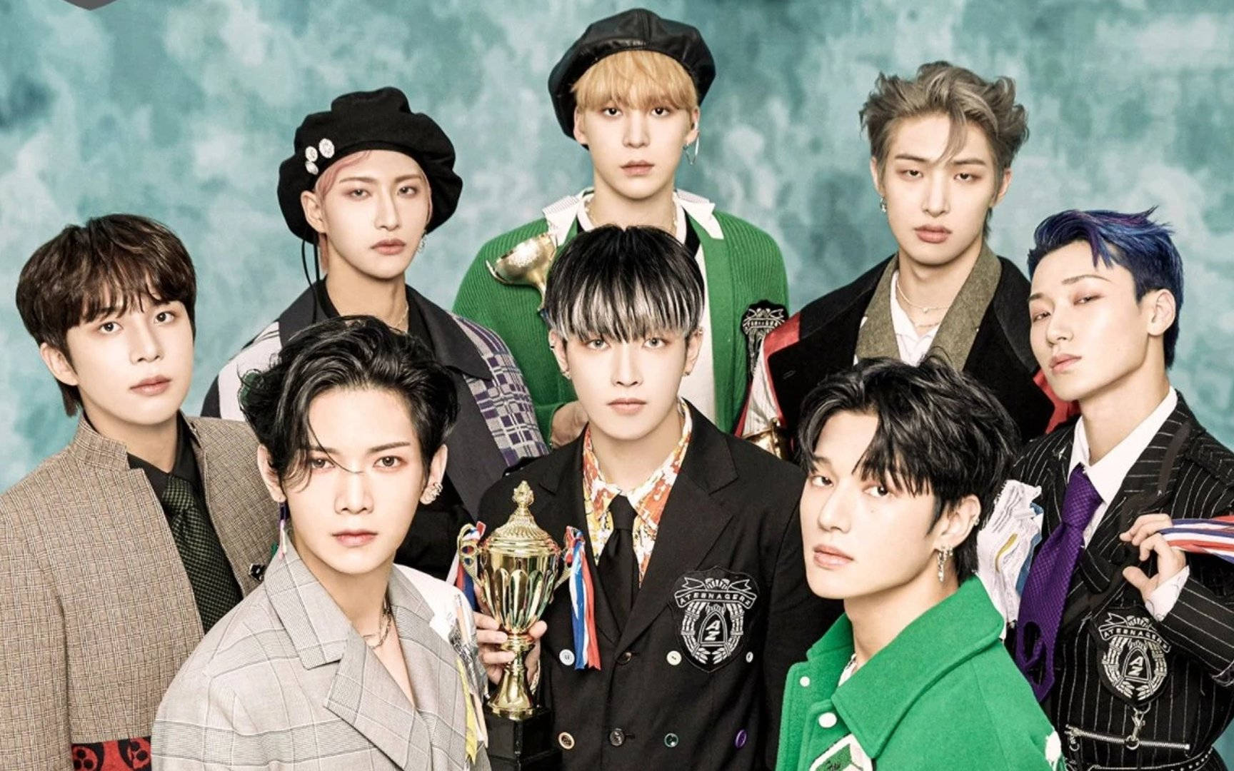 ATEEZ, small trophy, teal backdrop, HD Desktop Wallpaper