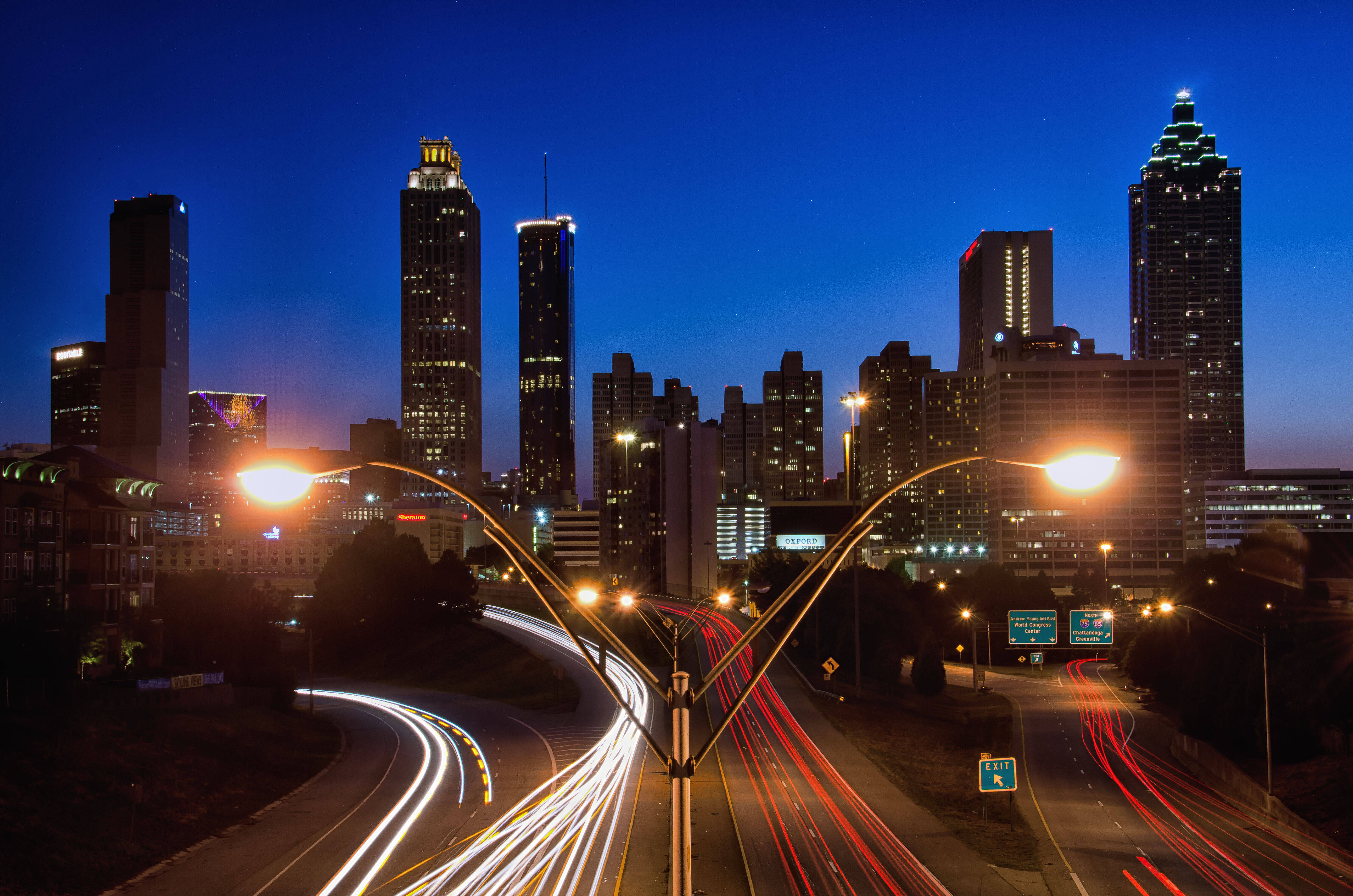 Atlanta skyline, trail lights, dusk, 4K Desktop Wallpaper