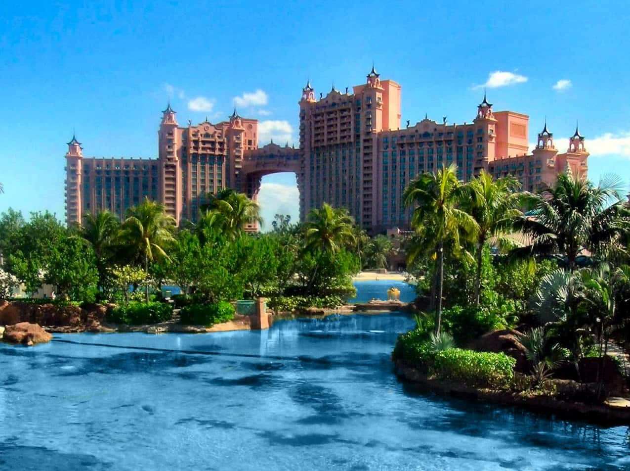 Atlantis Resort, pink resort hotel, turrets, SD Desktop Wallpaper