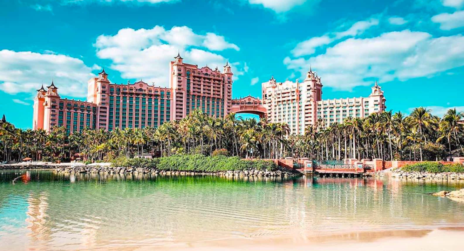 Atlantis Resort, pink resort, turquoise waters, HD Desktop Wallpaper