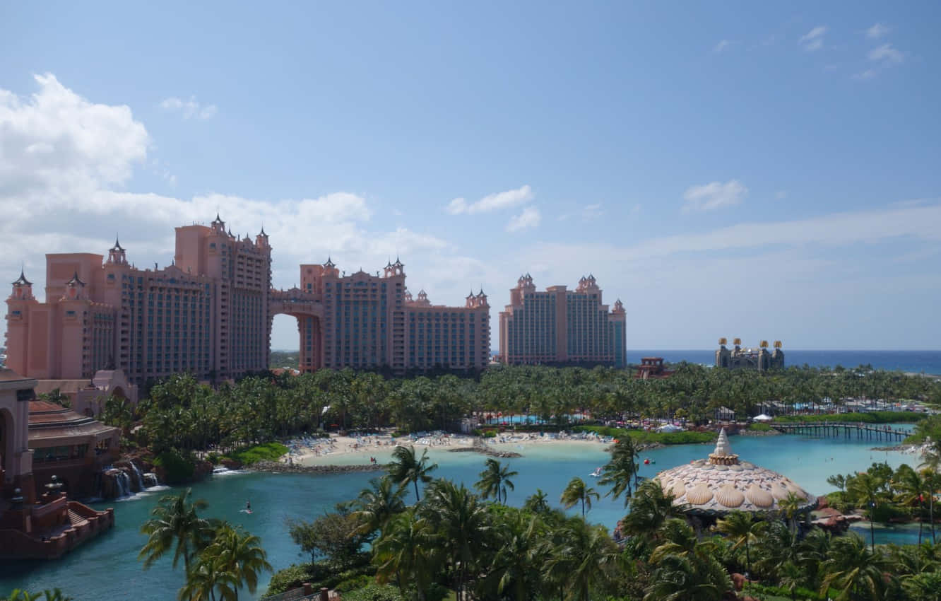 Atlantis Resort, pink resort complex, turquoise lagoons, HD Desktop Wallpaper