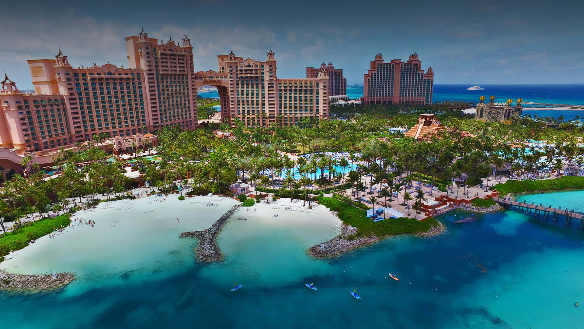 Atlantis Resort, pink buildings, palm trees, Full HD Desktop Wallpaper