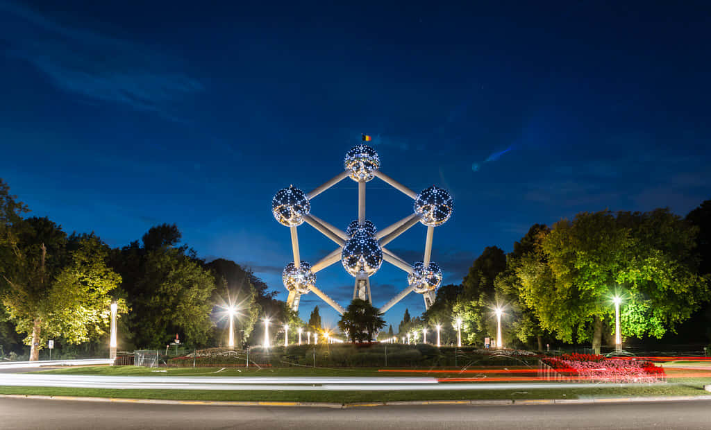Atomium, night sky, deep blue, SD Desktop Wallpaper