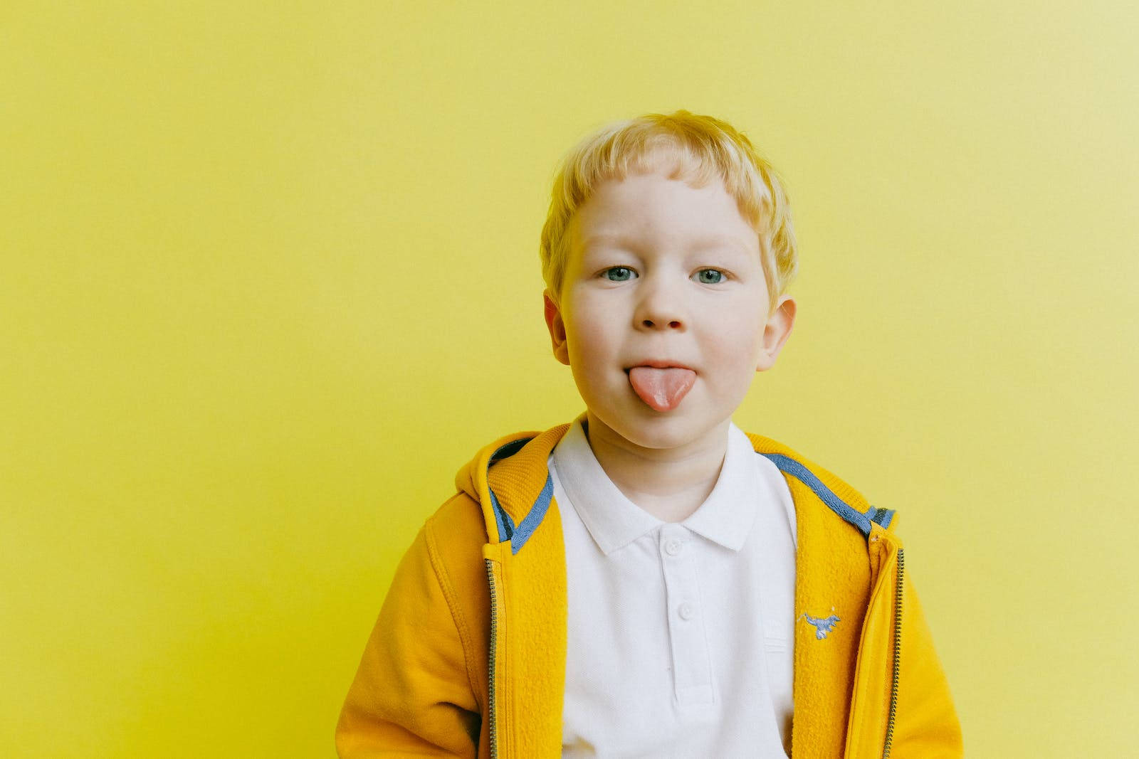 Attitude Boy, yellow jacket, blonde hair, HD Desktop Wallpaper