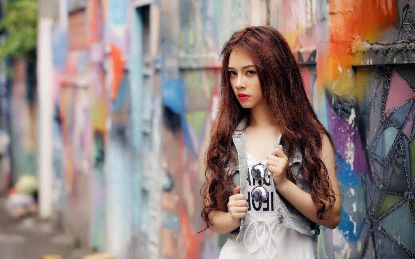 Attitude Girl, street art, vibrant graffiti, HD Desktop Wallpaper