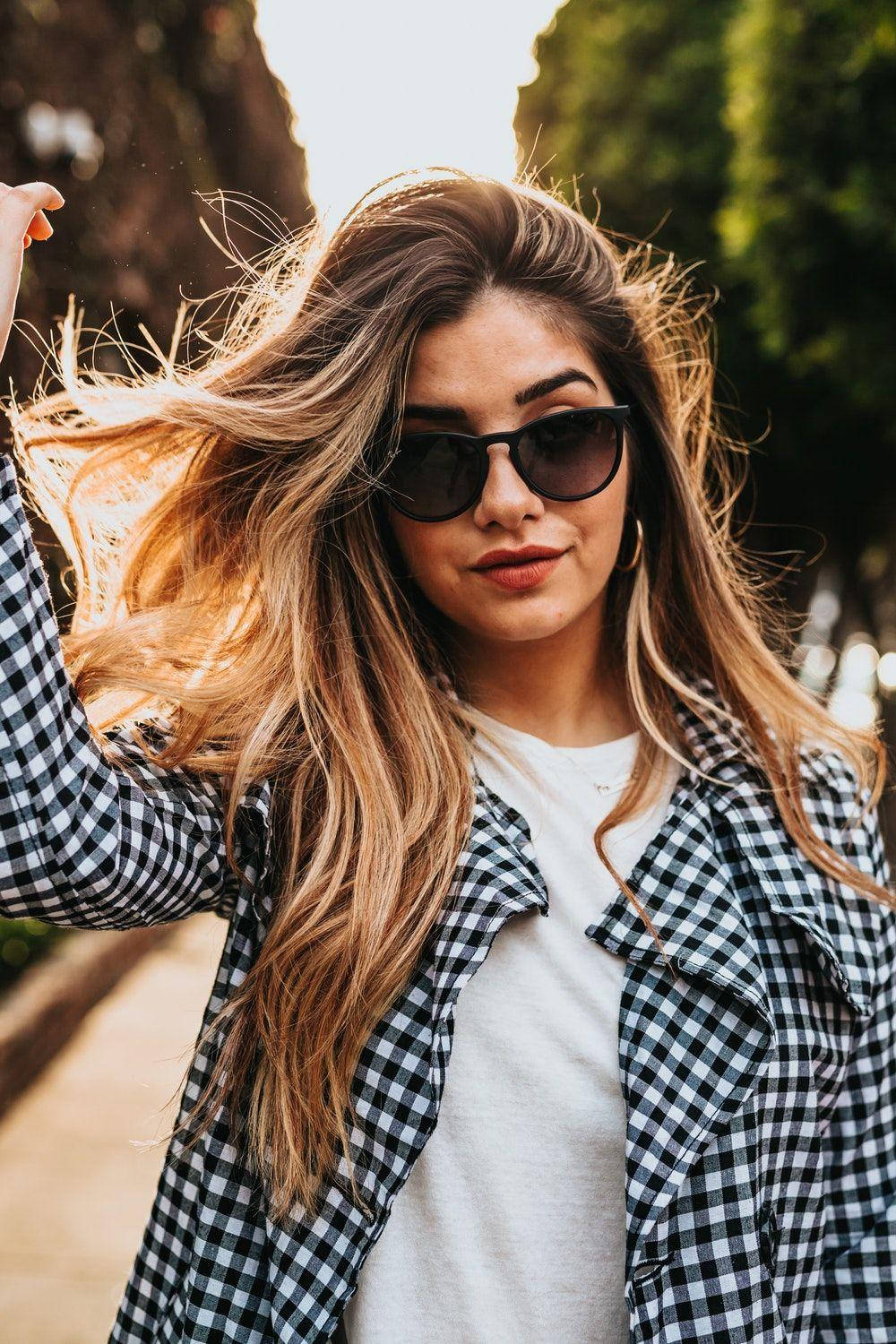 blonde attitude girl, sunglasses, sunlight, HD Phone Wallpaper