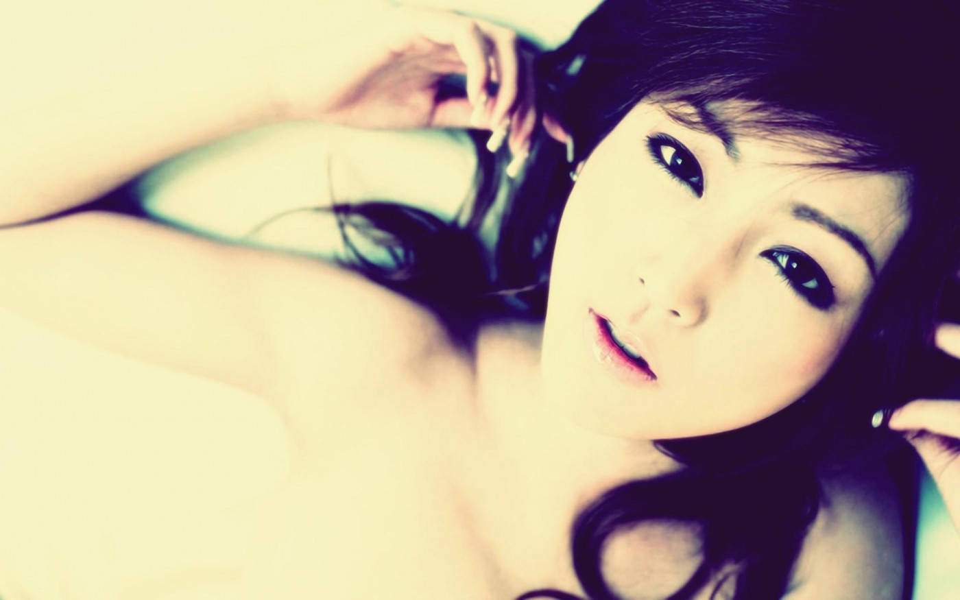 Attitude Girl, bright filter, dark hair, HD Desktop Wallpaper