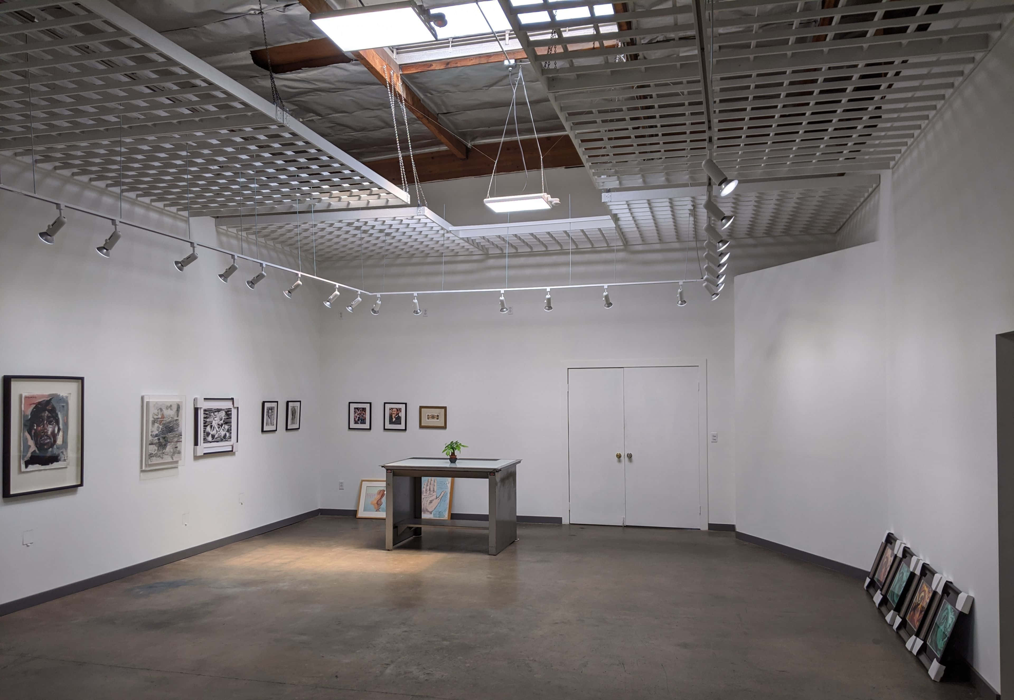 modern art gallery, white walls, framed artworks, 4K Desktop Wallpaper