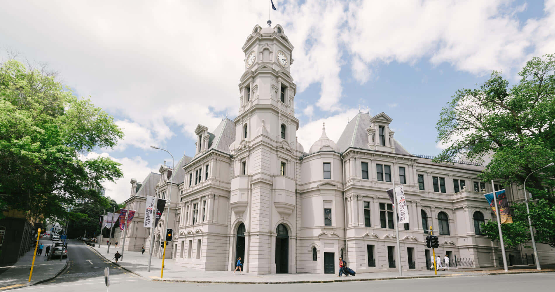 Auckland Art Gallery, white historic courthouse, clock tower, HD Desktop Wallpaper