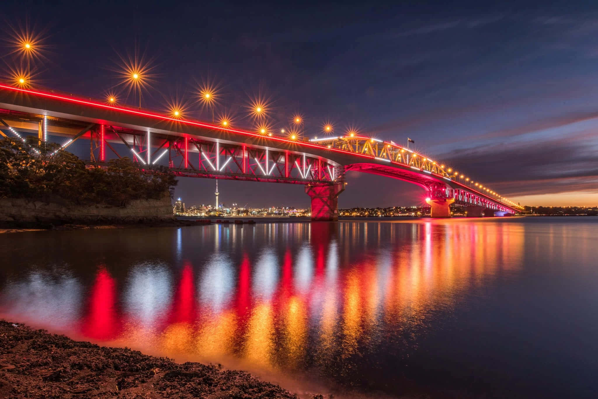 Auckland Harbour Bridge, twilight, glowing red, Full HD Desktop Wallpaper