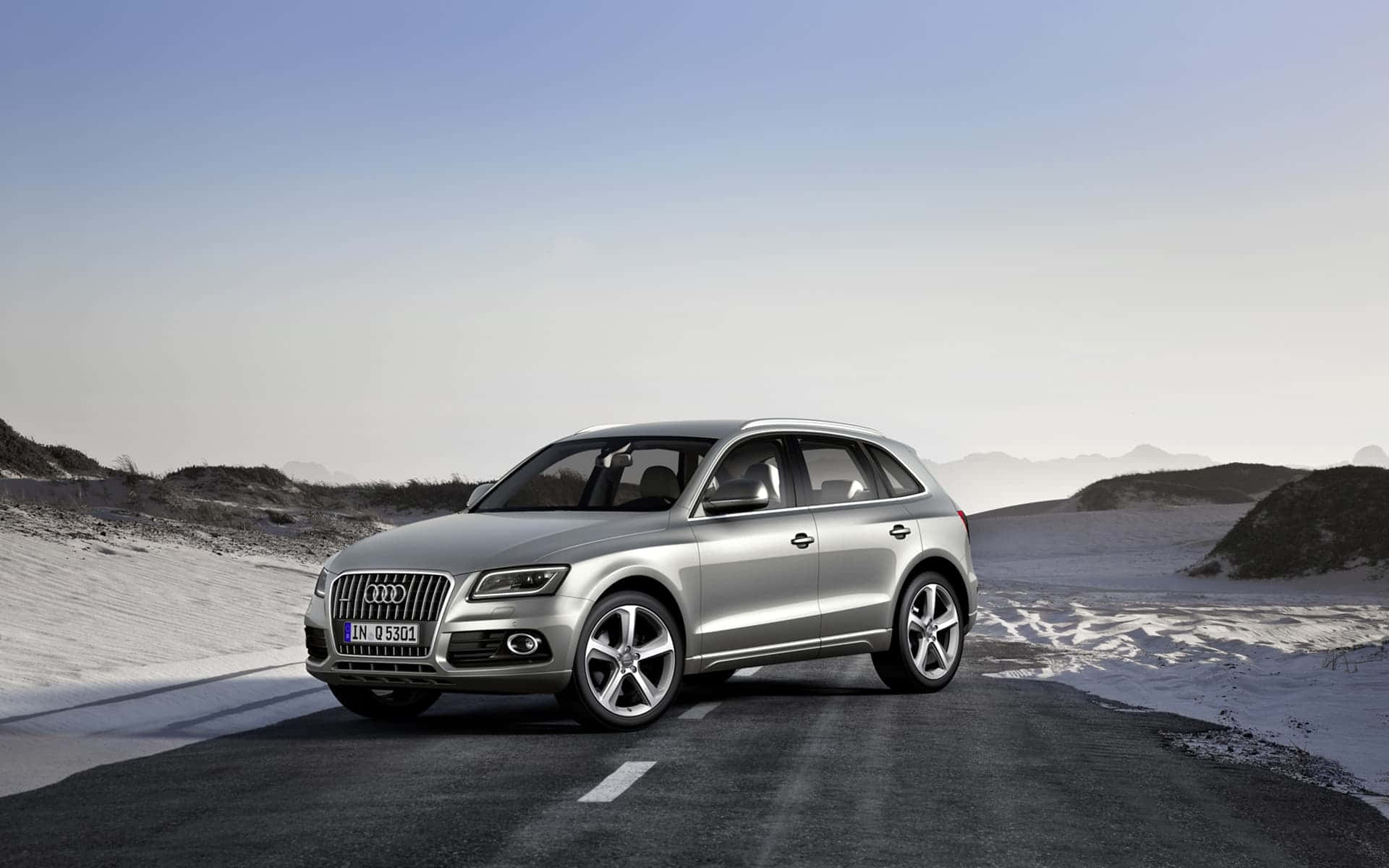 Audi Q5, sleek silver, winding road, Full HD Desktop Wallpaper
