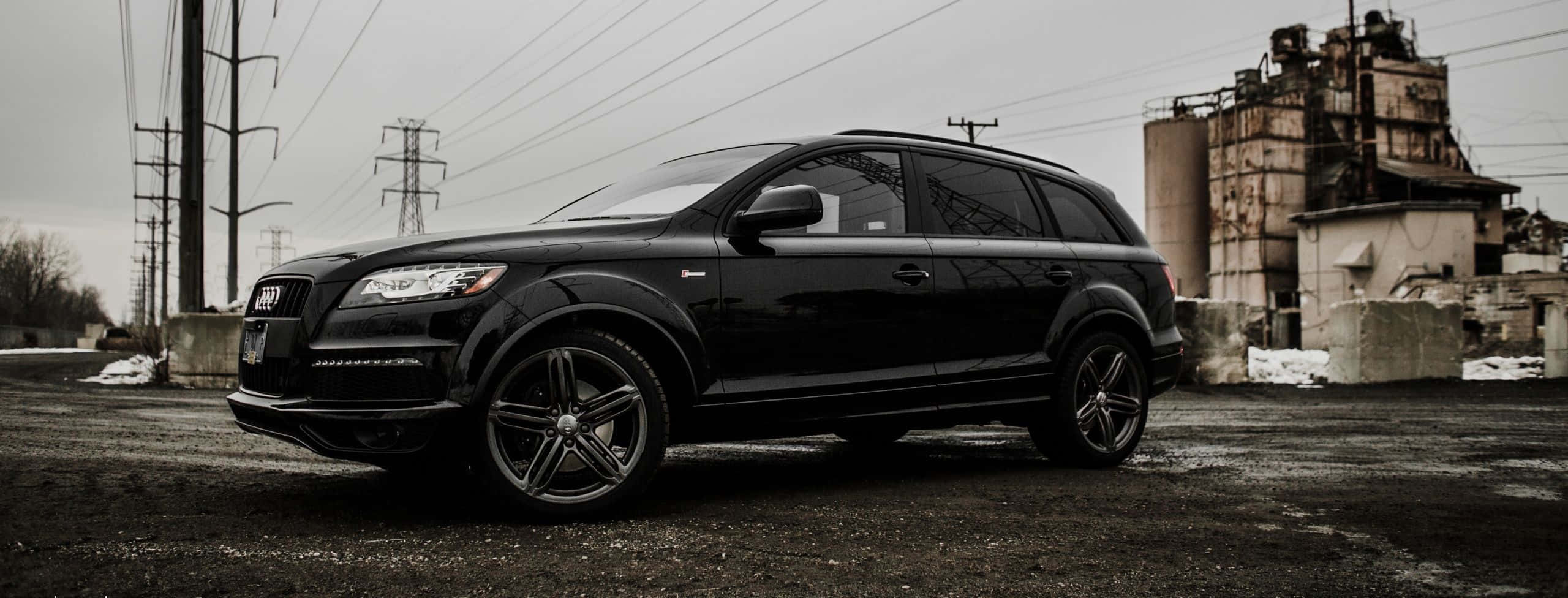 Audi Q7, black, industrial lot, 2K Desktop Wallpaper