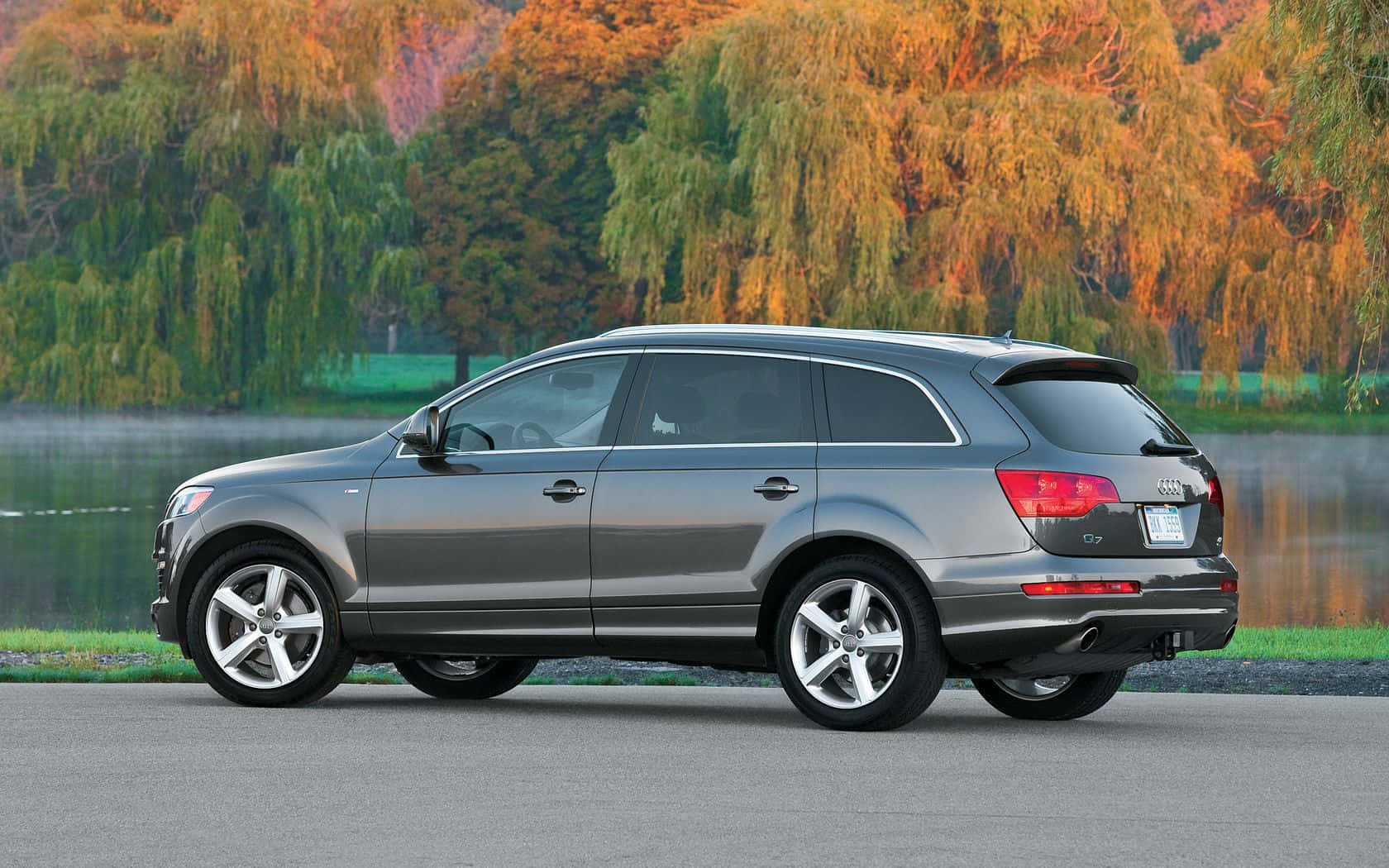 Audi Q7, silver, misty lake, HD Desktop Wallpaper