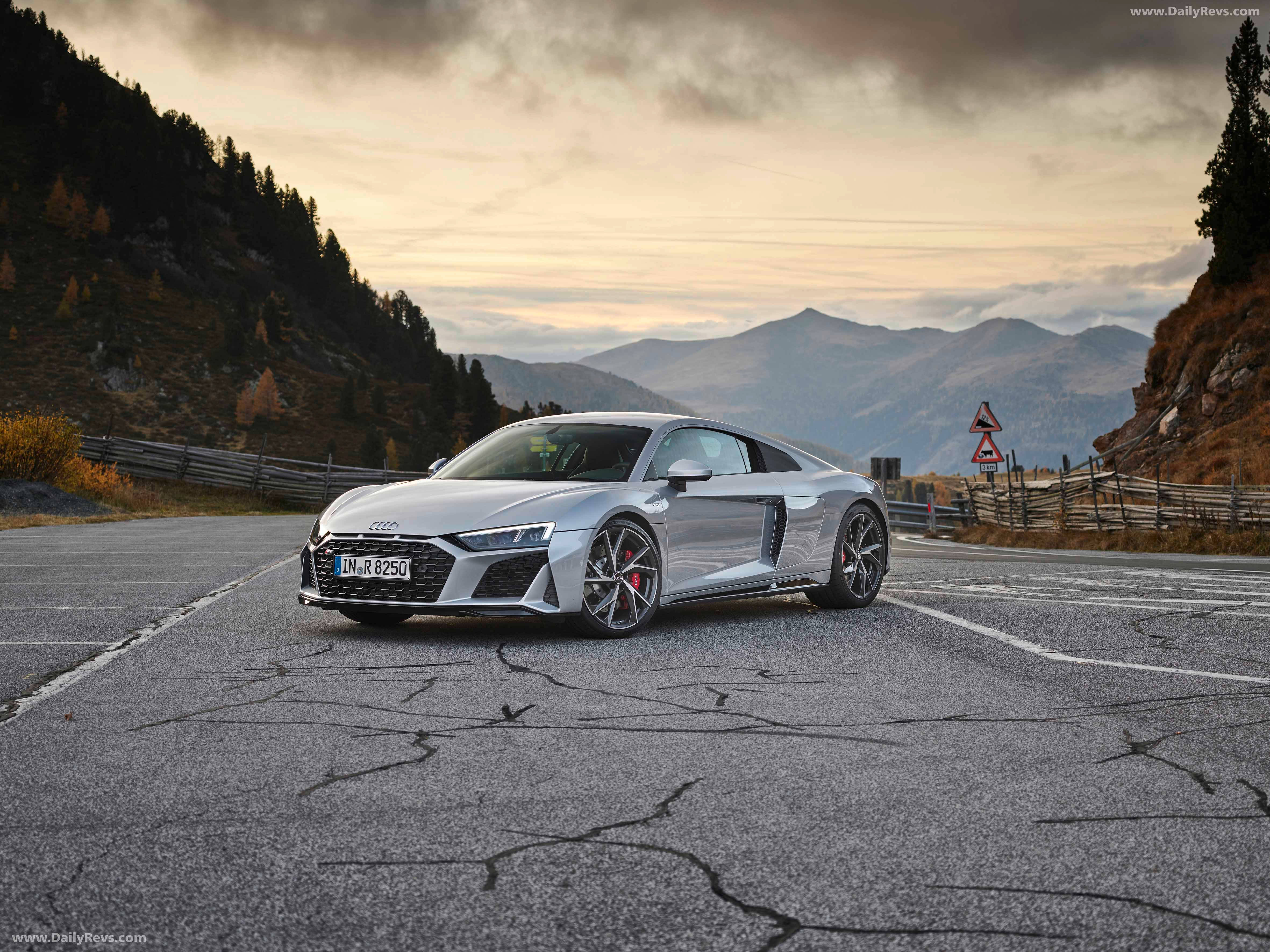 Audi R8, silver, cracked mountain road, 4K Desktop Wallpaper