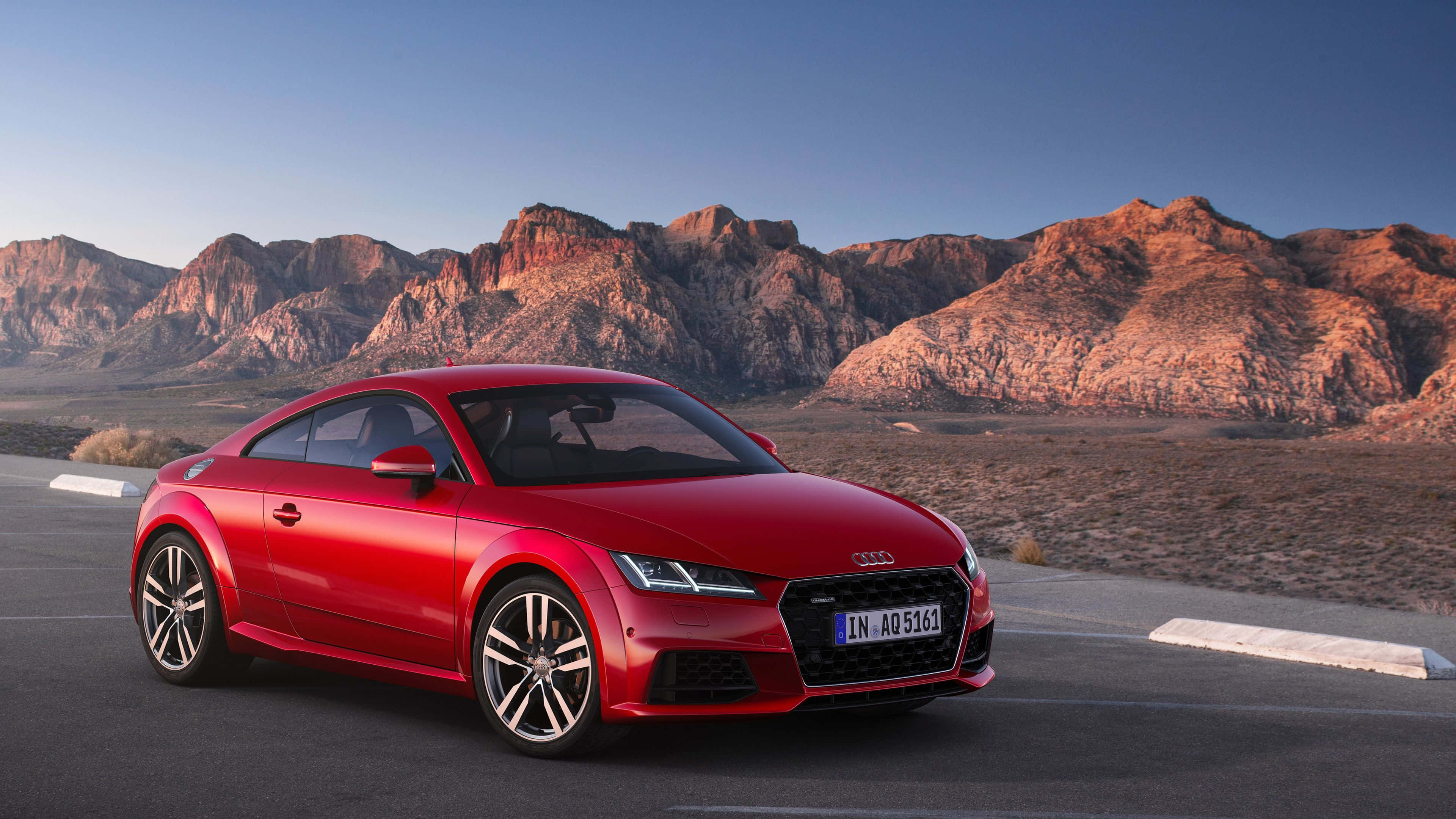 Audi TT, glossy red, desert road, 4K Desktop Wallpaper