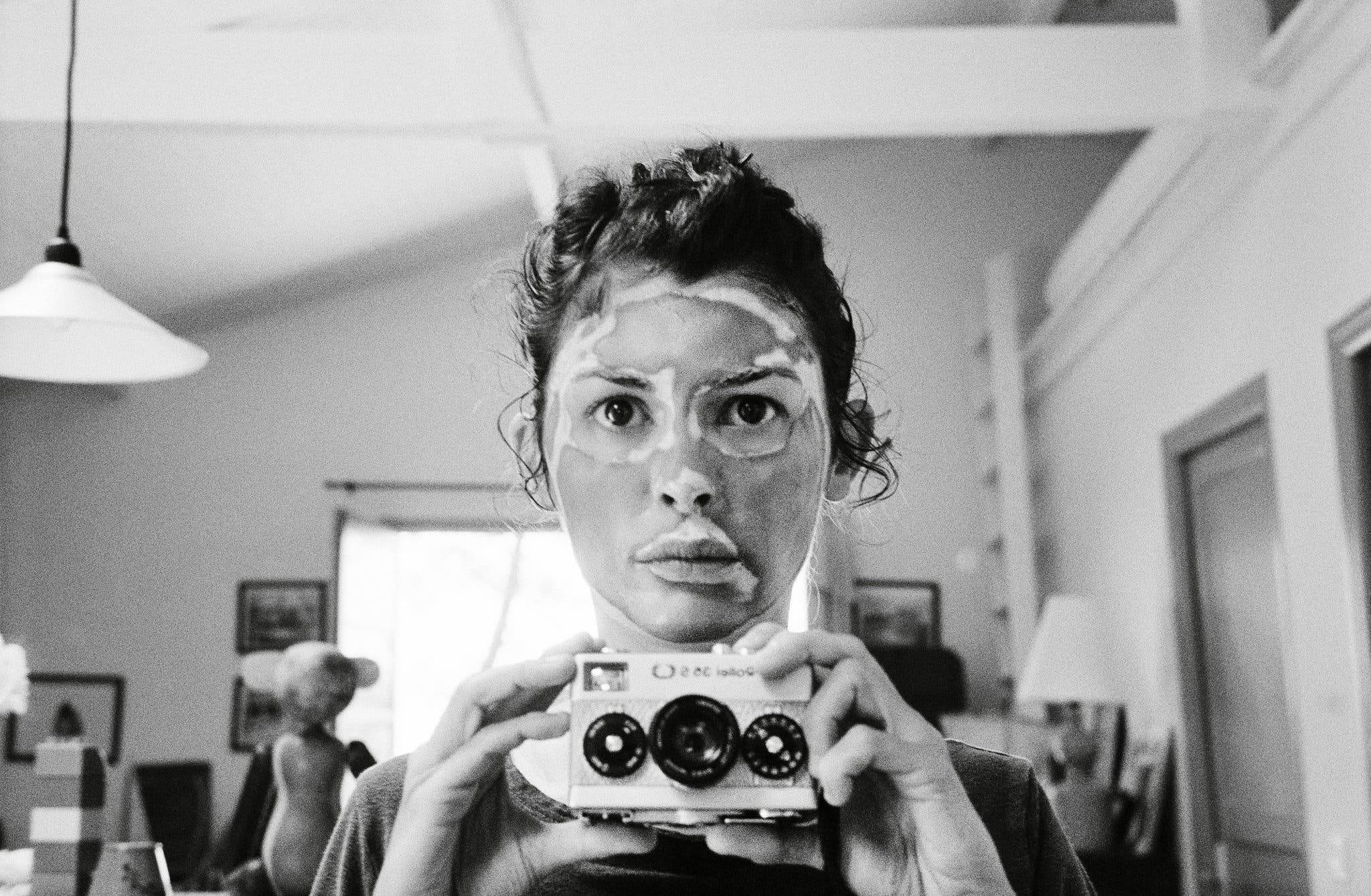 Audrey Tautou, black and white camera, white paint streaks, Full HD Desktop Wallpaper