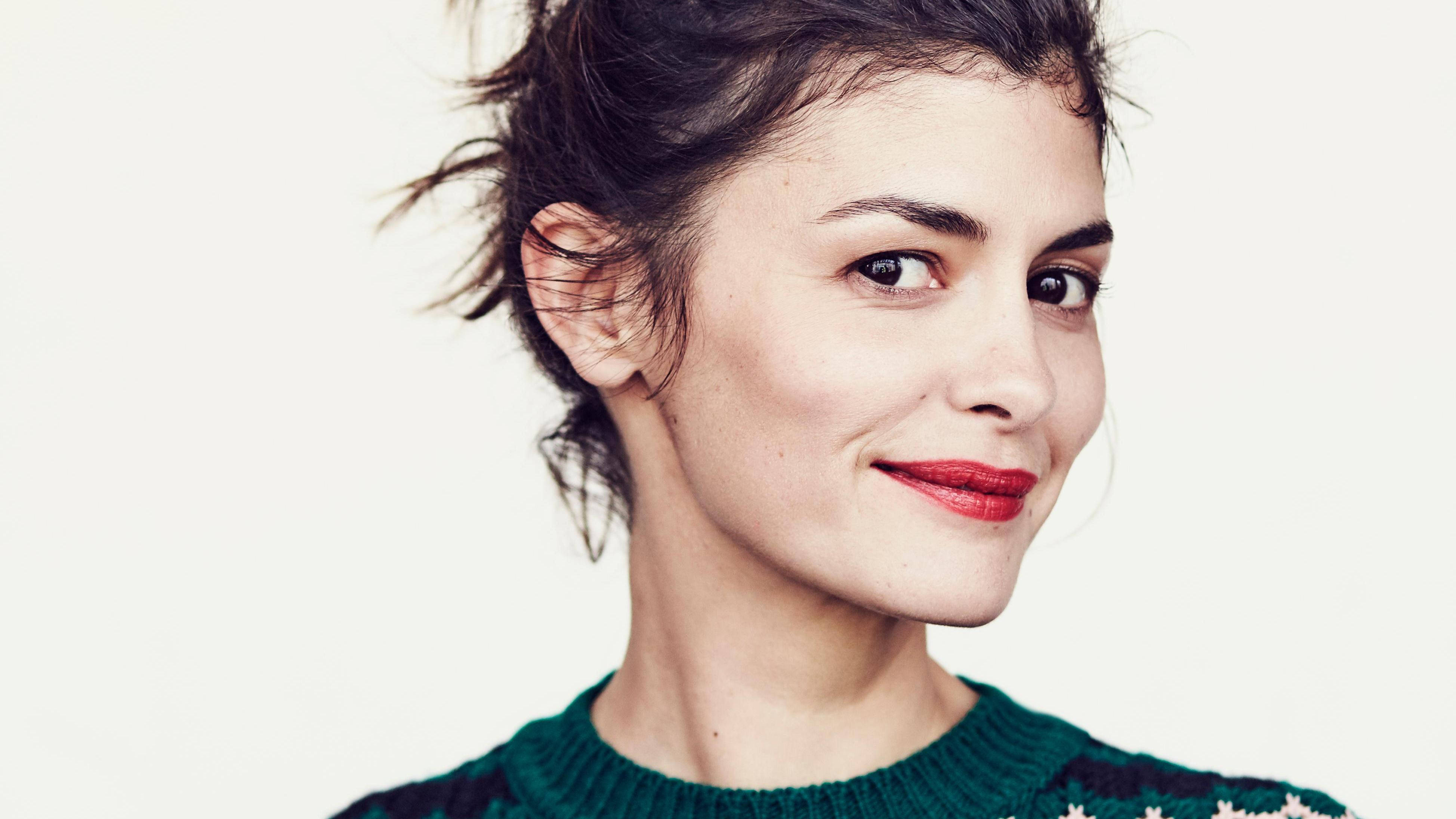Audrey Tautou, dark hair, red lipstick, 4K Desktop Wallpaper