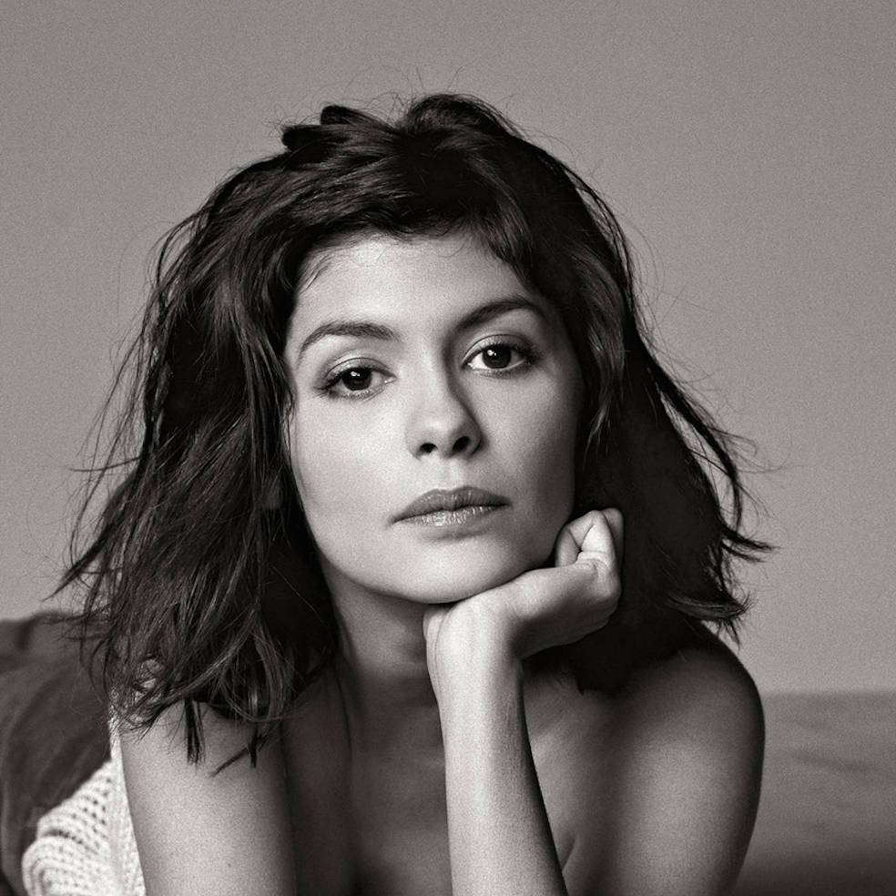 Audrey Tautou, black and white, tousled hair, SD Desktop Wallpaper
