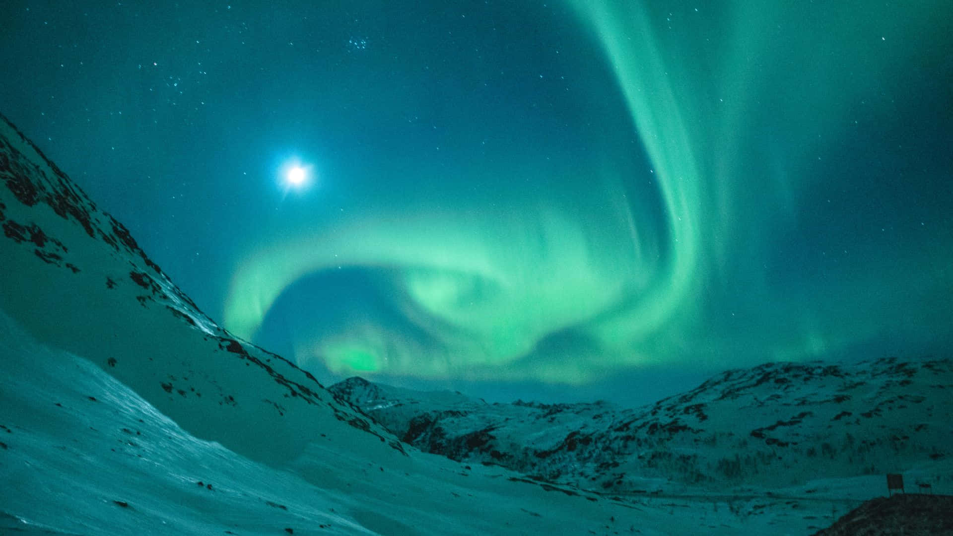 aurora borealis, starry night sky, snow-covered mountain peaks, Full HD Desktop Wallpaper