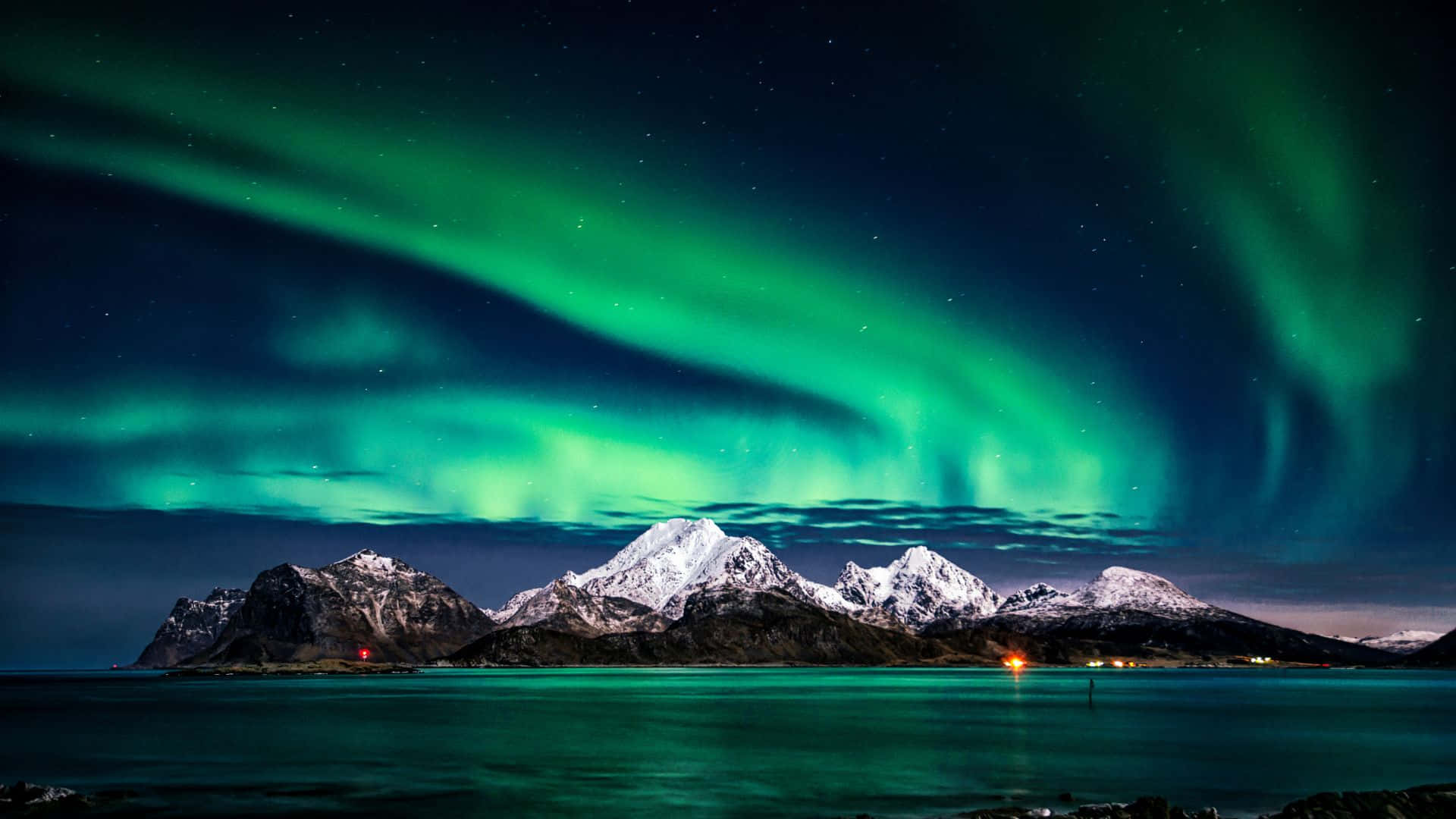 aurora borealis, starry night sky, snowcapped mountains, Full HD Desktop Wallpaper