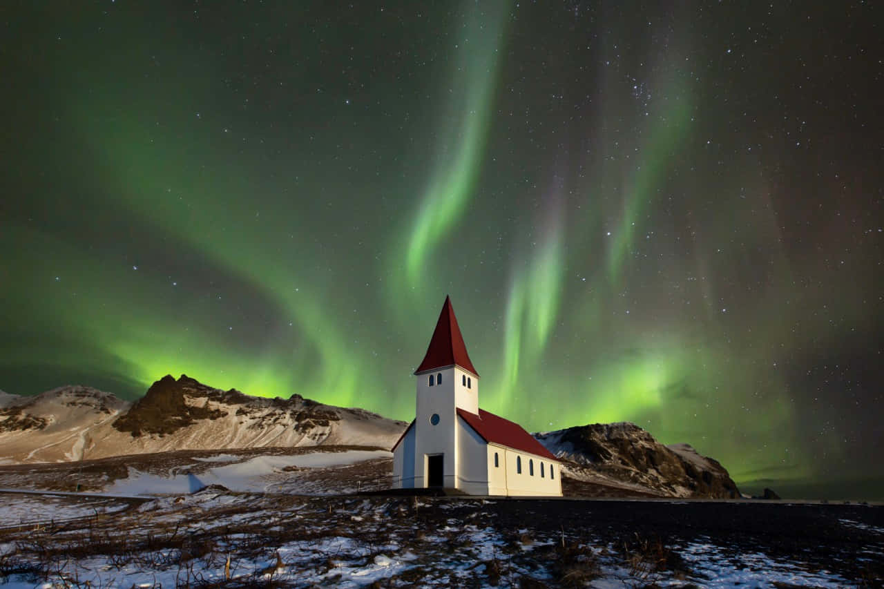 Aurora borealis, white church, red roof, HD Desktop Wallpaper