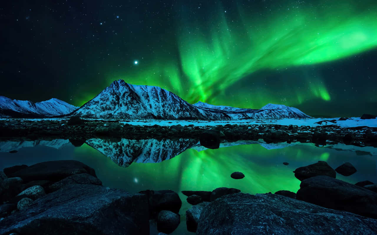aurora borealis, snowcapped mountains, calm, HD Desktop Wallpaper