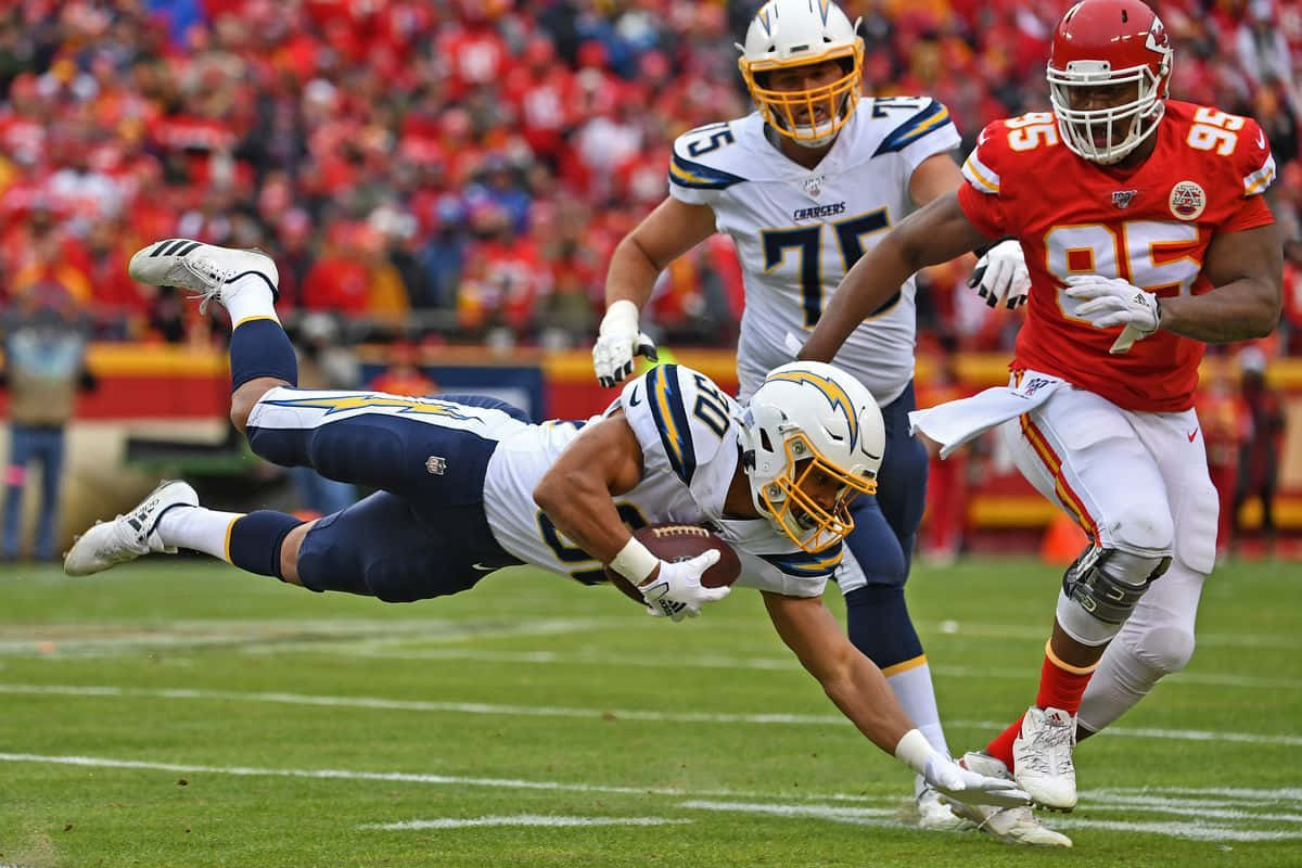 Austin Ekeler, football player, daytime game, SD Desktop Wallpaper