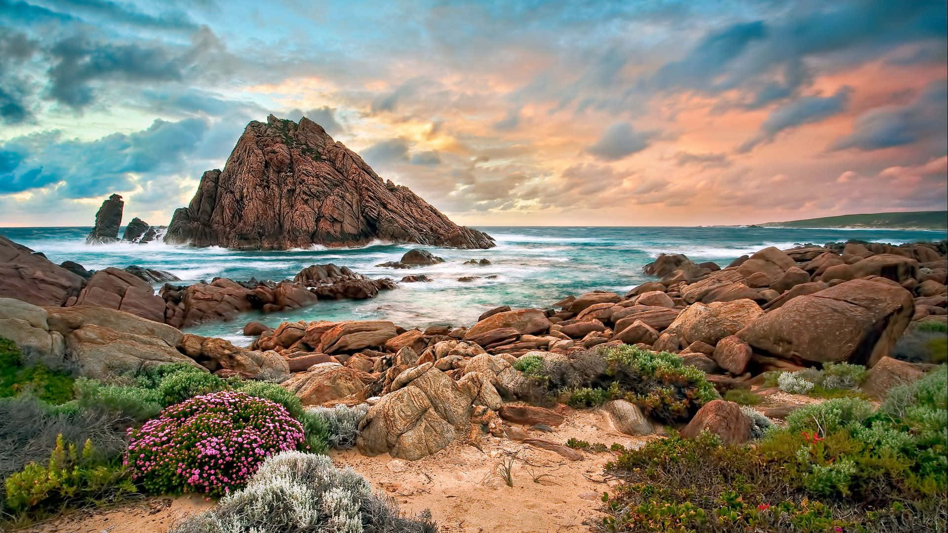 Australia Beach, rugged red rocks, crashing turquoise waves, Full HD Desktop Wallpaper