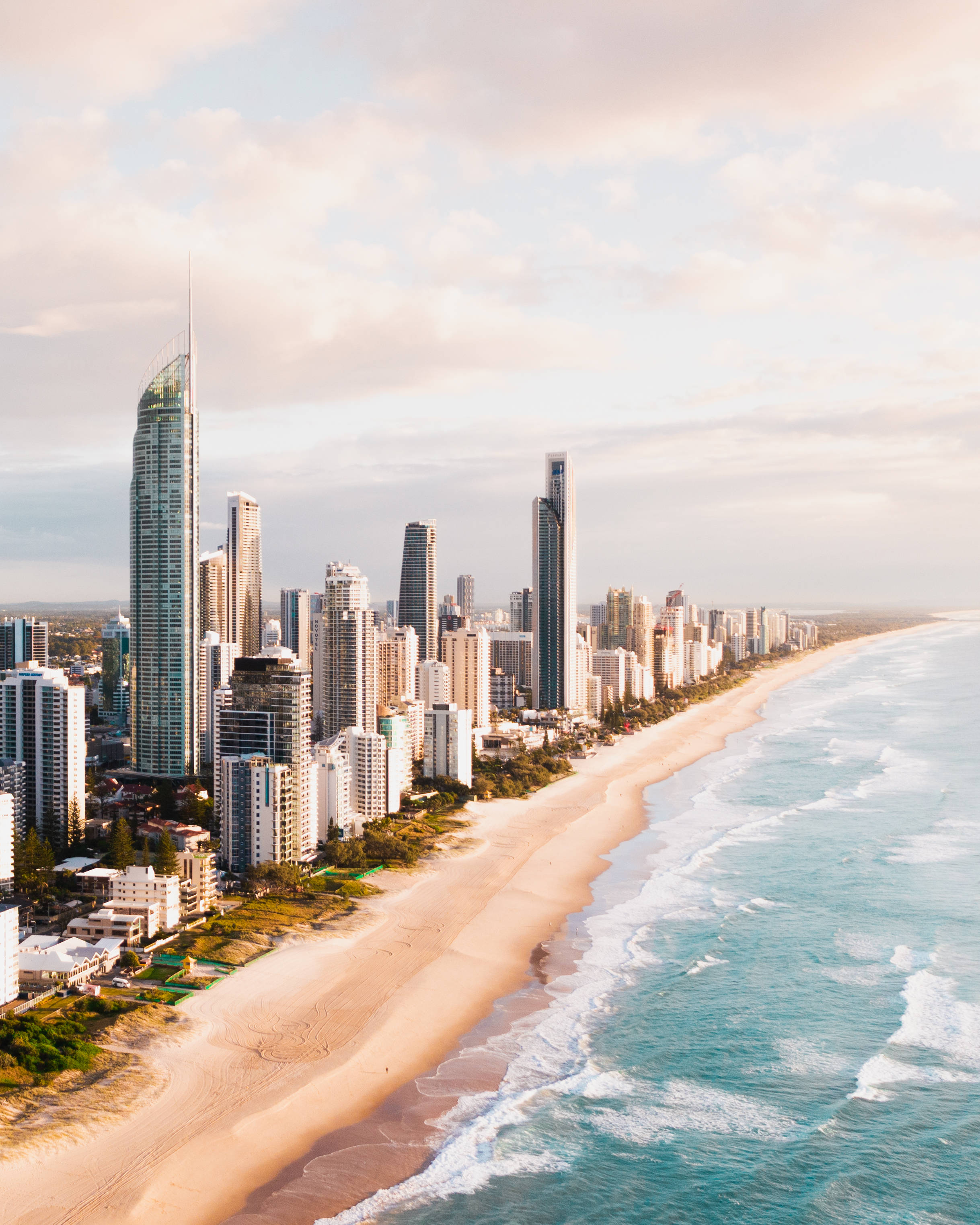 Gold Coast, Australia, golden beach, 2K Phone Wallpaper