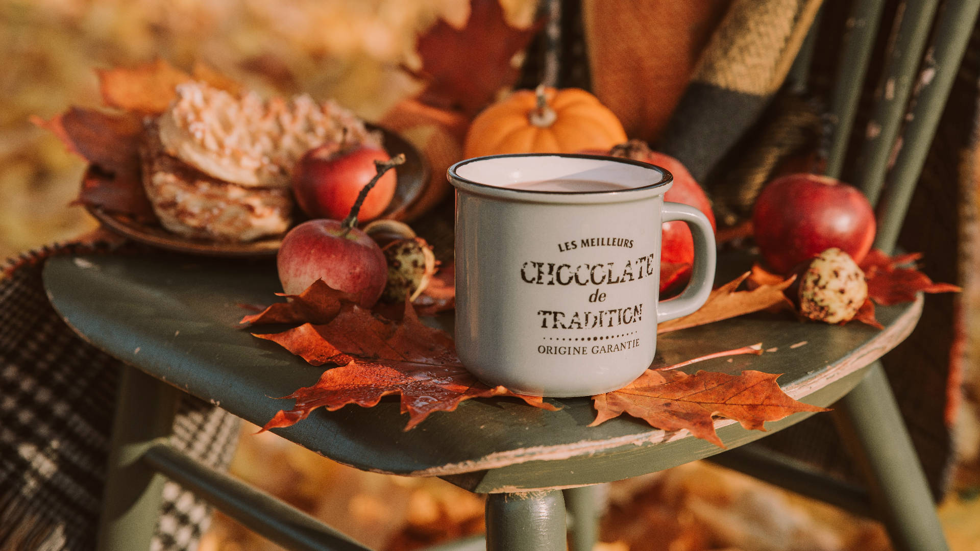 autumn, macbook, hot cocoa, Full HD Desktop Wallpaper
