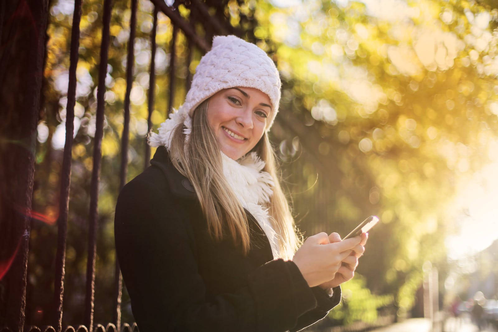 Autumn Phone, white knit hat, black coat, HD Desktop Wallpaper