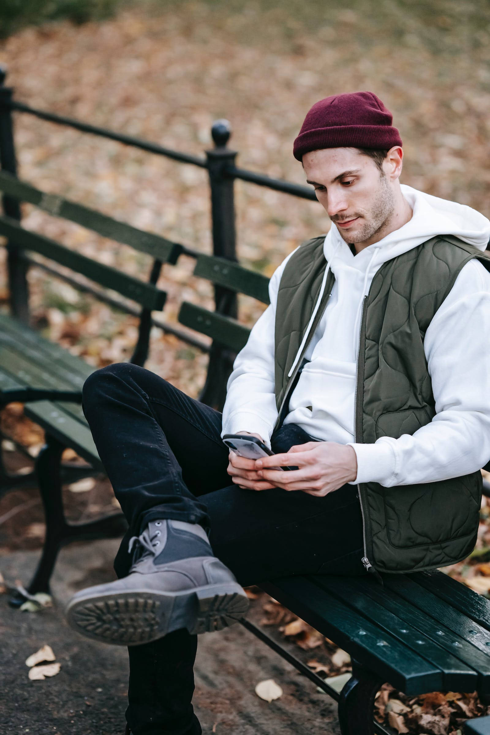 Autumn Phone, maroon beanie, green vest, Full HD Phone Wallpaper