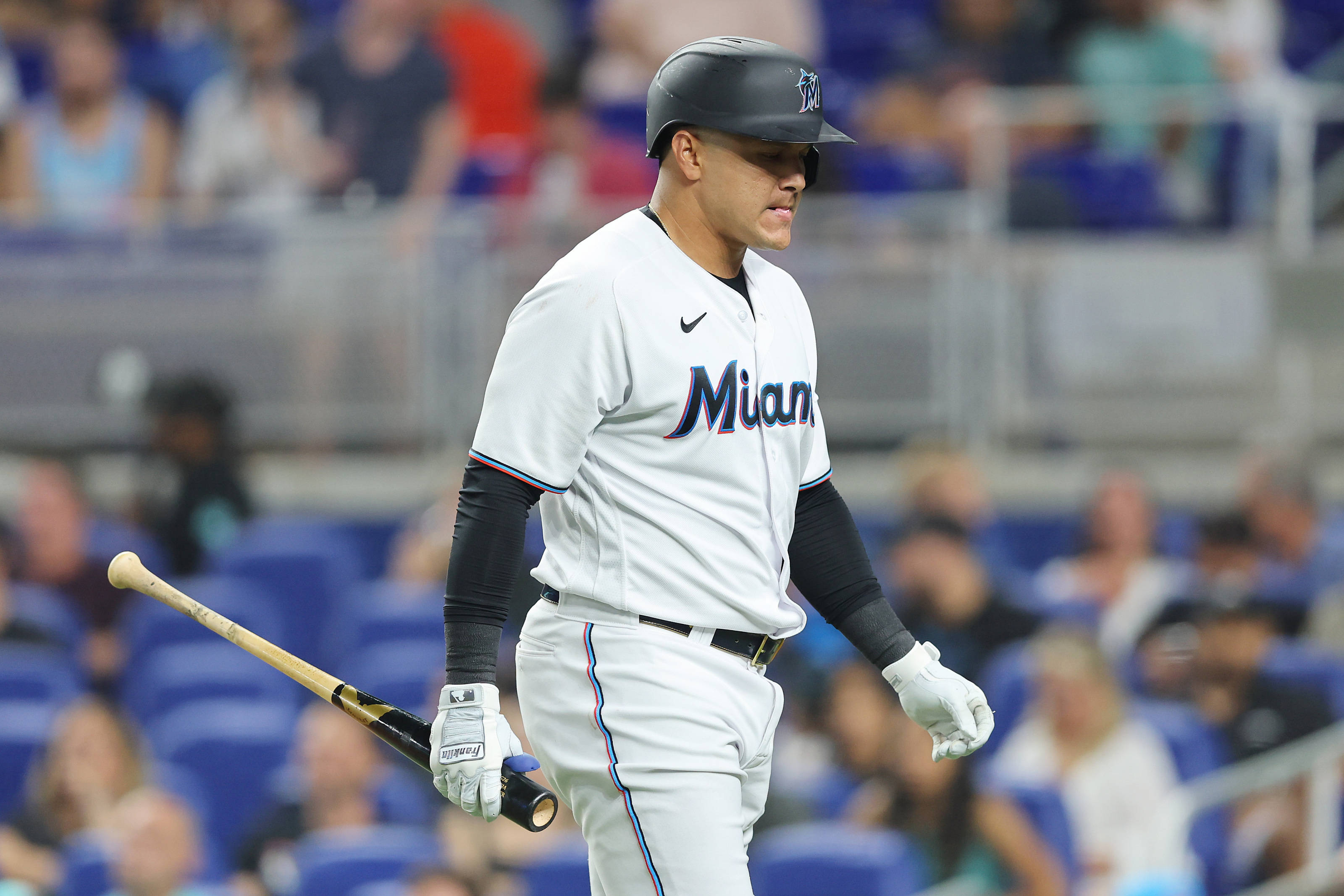 Avisail Garcia, Miami baseball player, stadium lights, 2K Desktop Wallpaper