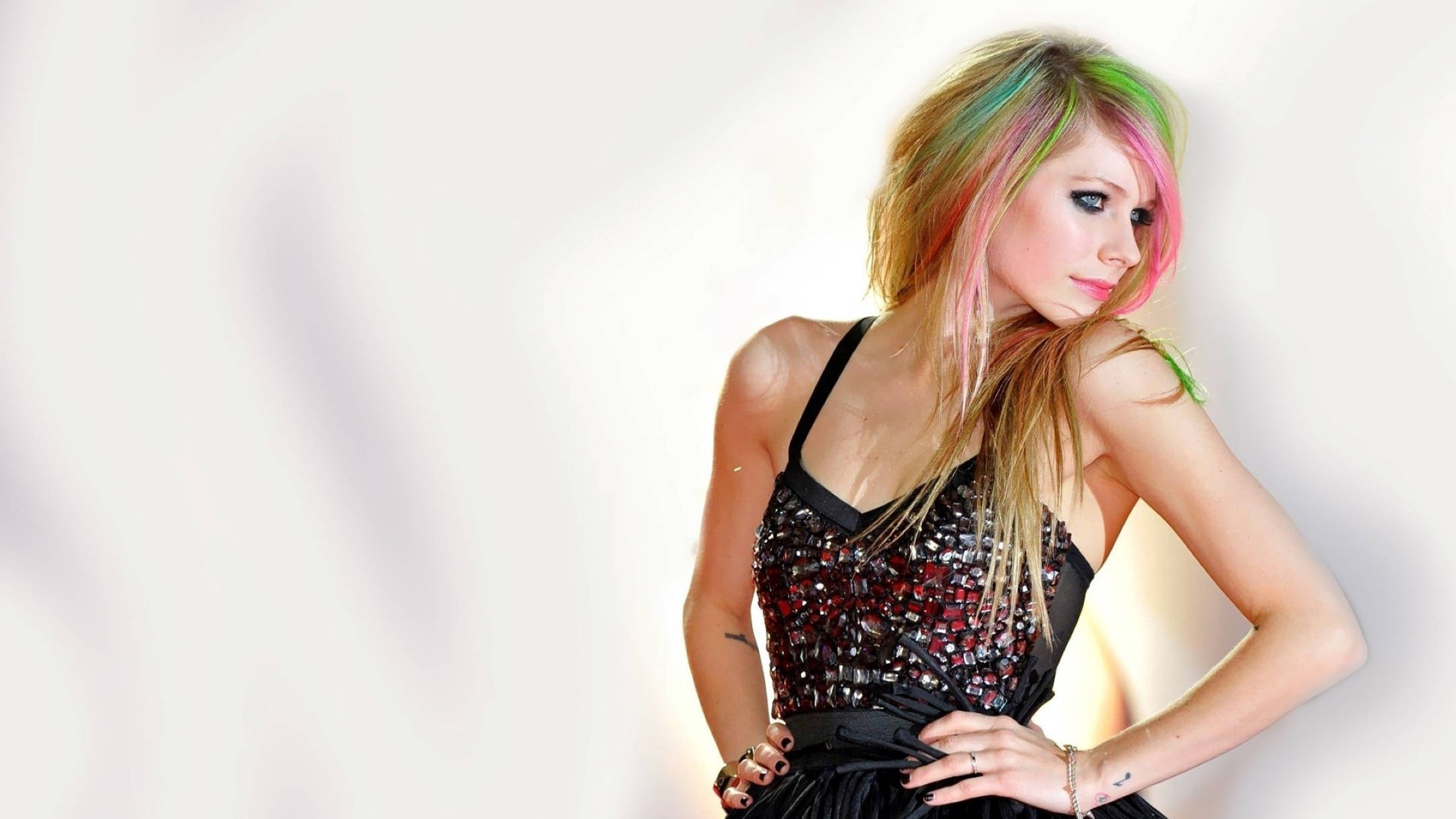 Avril Lavigne, vibrant pink and green hair, sparkling black dress, Full HD Desktop Wallpaper