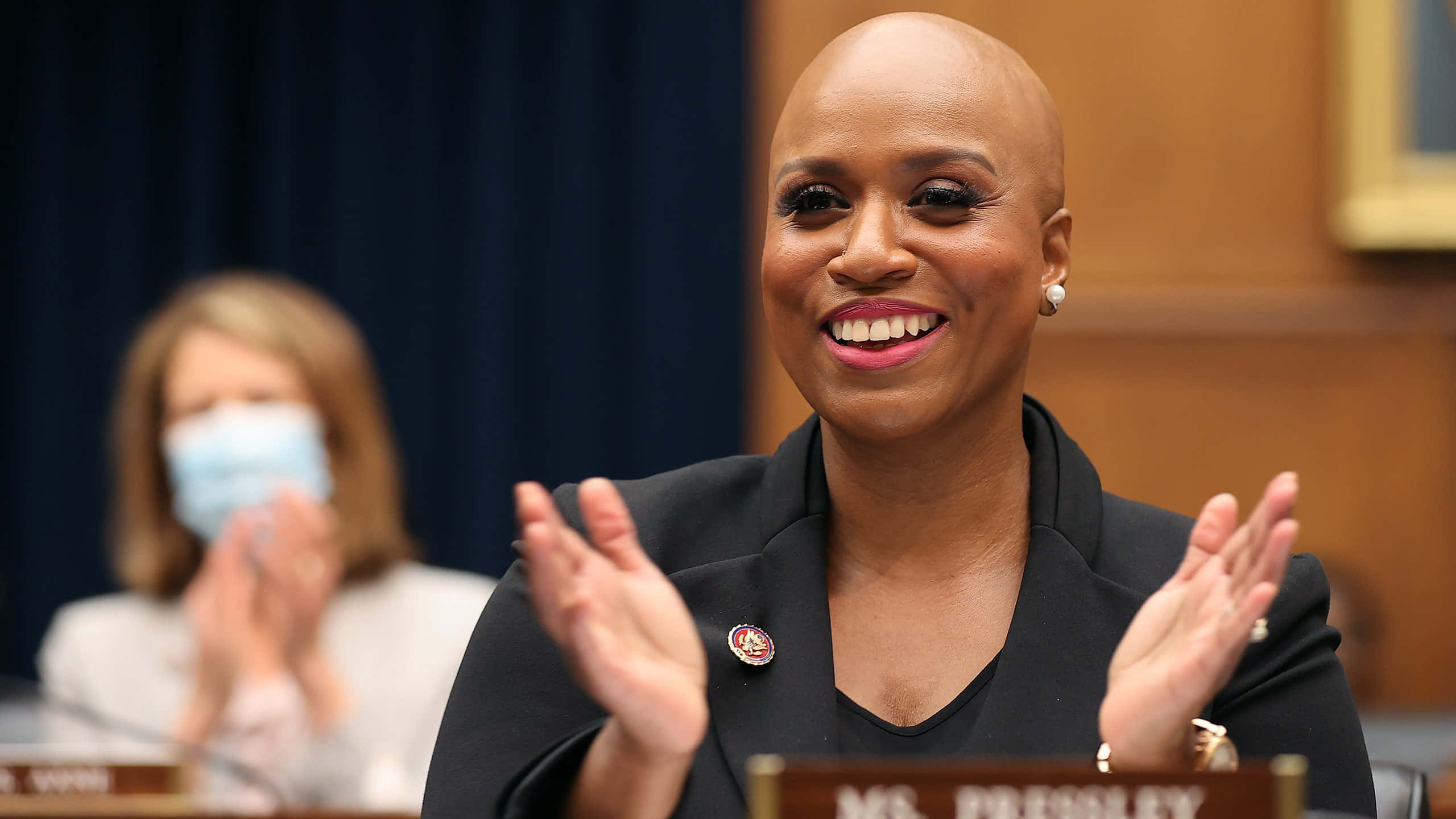 Ayanna Pressley, black dress, hands apart, 2K Desktop Wallpaper