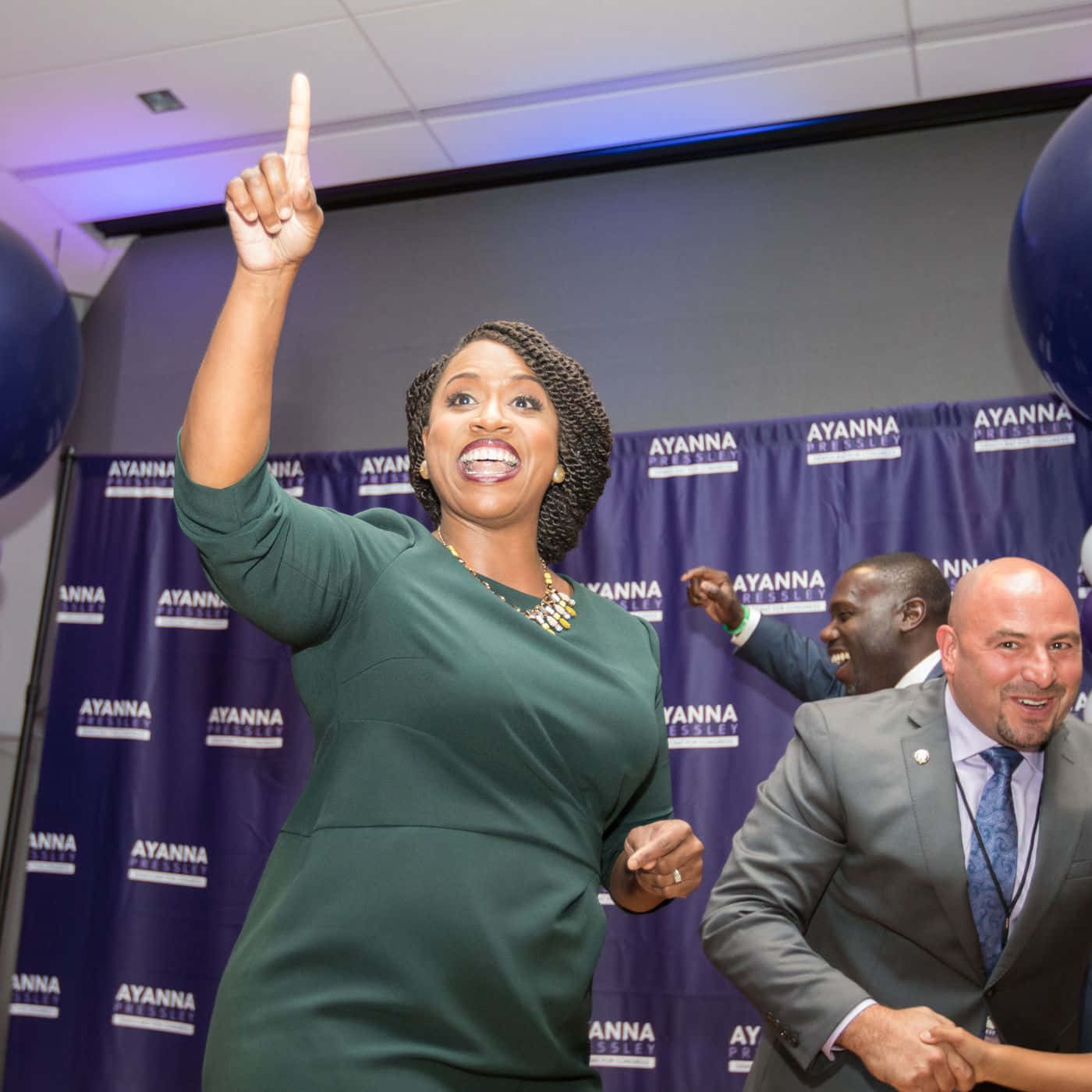 Ayanna Pressley, green dress, blue balloons, HD Desktop Wallpaper