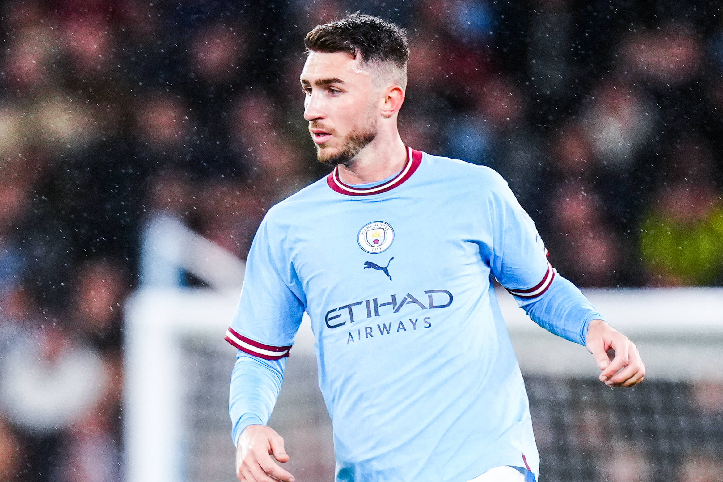Aymeric Laporte, light blue Manchester City jersey, rain, Full HD Desktop Wallpaper