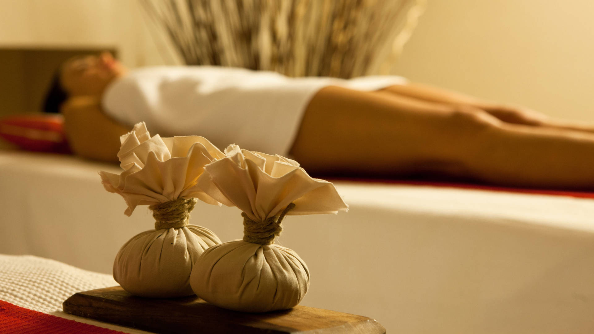 beige herbal heat packs, wooden tray, massage table, Full HD Desktop Wallpaper