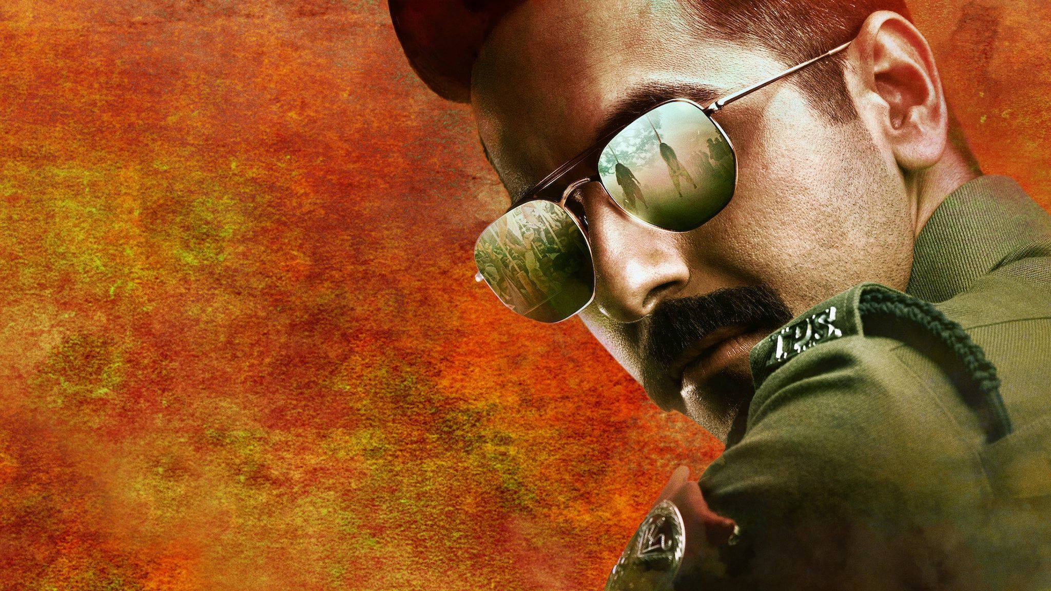 Ayushmann Khurrana, green uniform, mirrored sunglasses, Full HD Desktop Wallpaper