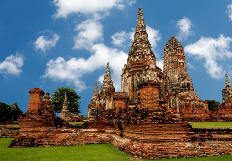 Ayutthaya Historical Park, ancient temples, weathered brick, SD Desktop Wallpaper