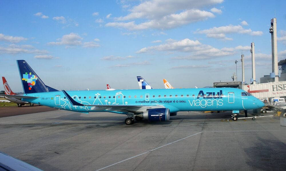 Azul Airlines, bright blue, turquoise, SD Desktop Wallpaper